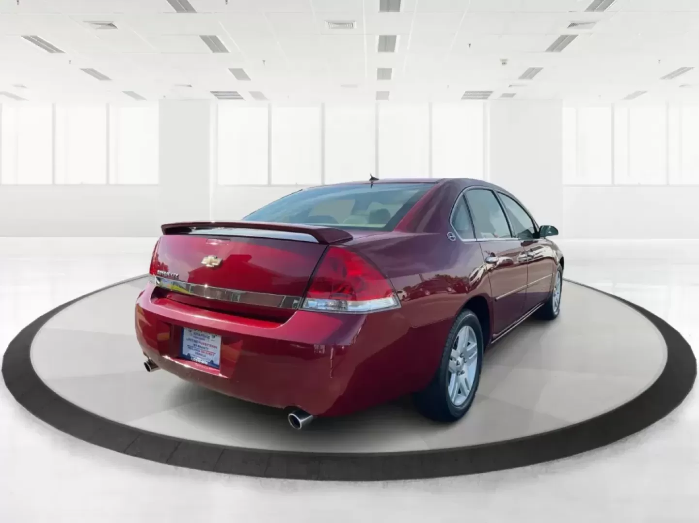 2007 Chevrolet Impala LTZ (2G1WU58R179) with an 3.9L V-6 variable valve control engine, located at 4508 South Dixie Dr, Moraine, OH, 45439, (937) 908-9800, 39.689976, -84.218452 - Photo#2