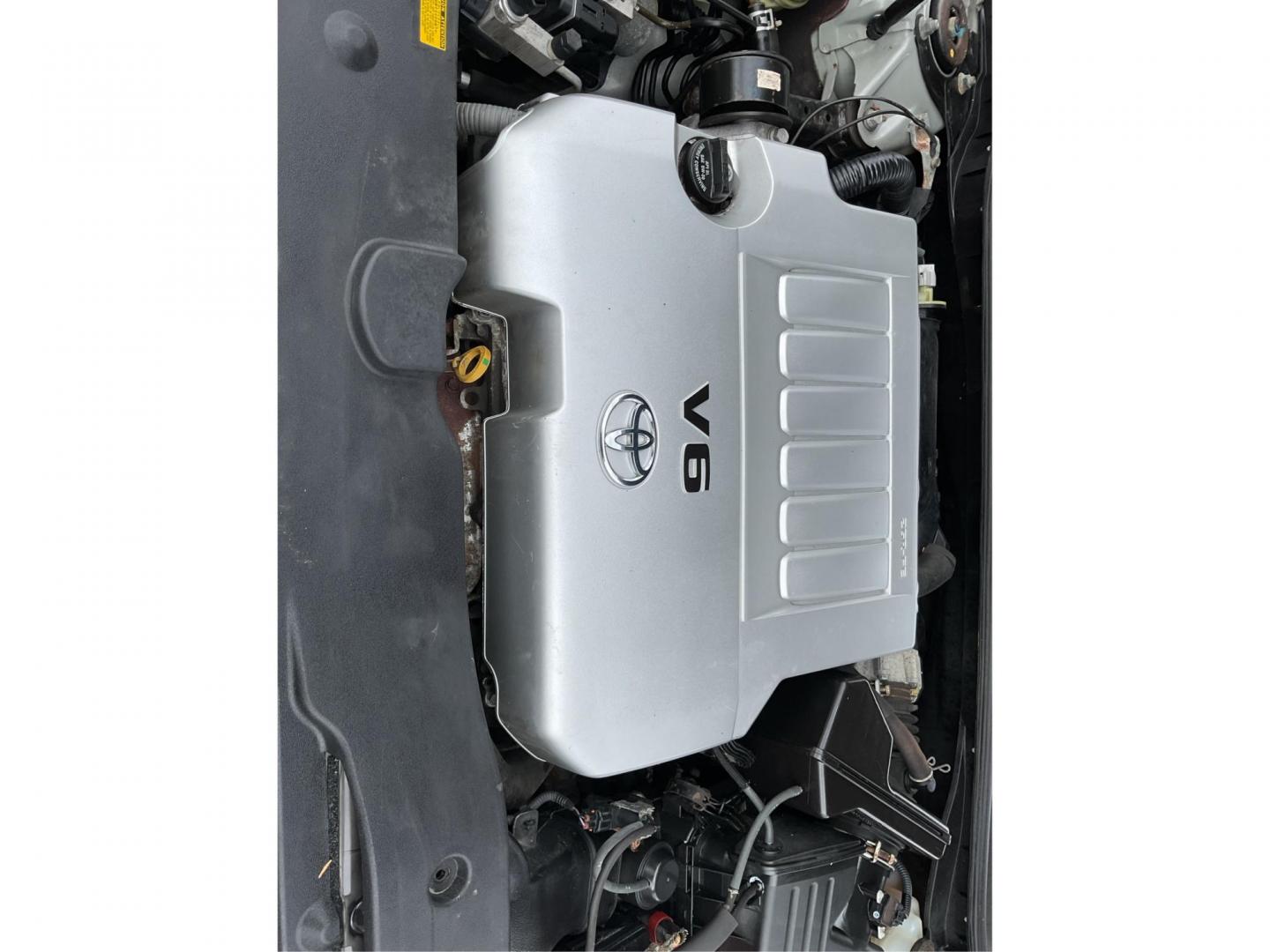 2007 Toyota Camry XLE V6 (4T1BK46K77U) with an 3.5L V-6 DOHC engine, located at 1184 Kauffman Ave, Fairborn, OH, 45324, (937) 908-9800, 39.807072, -84.030914 - Photo#10