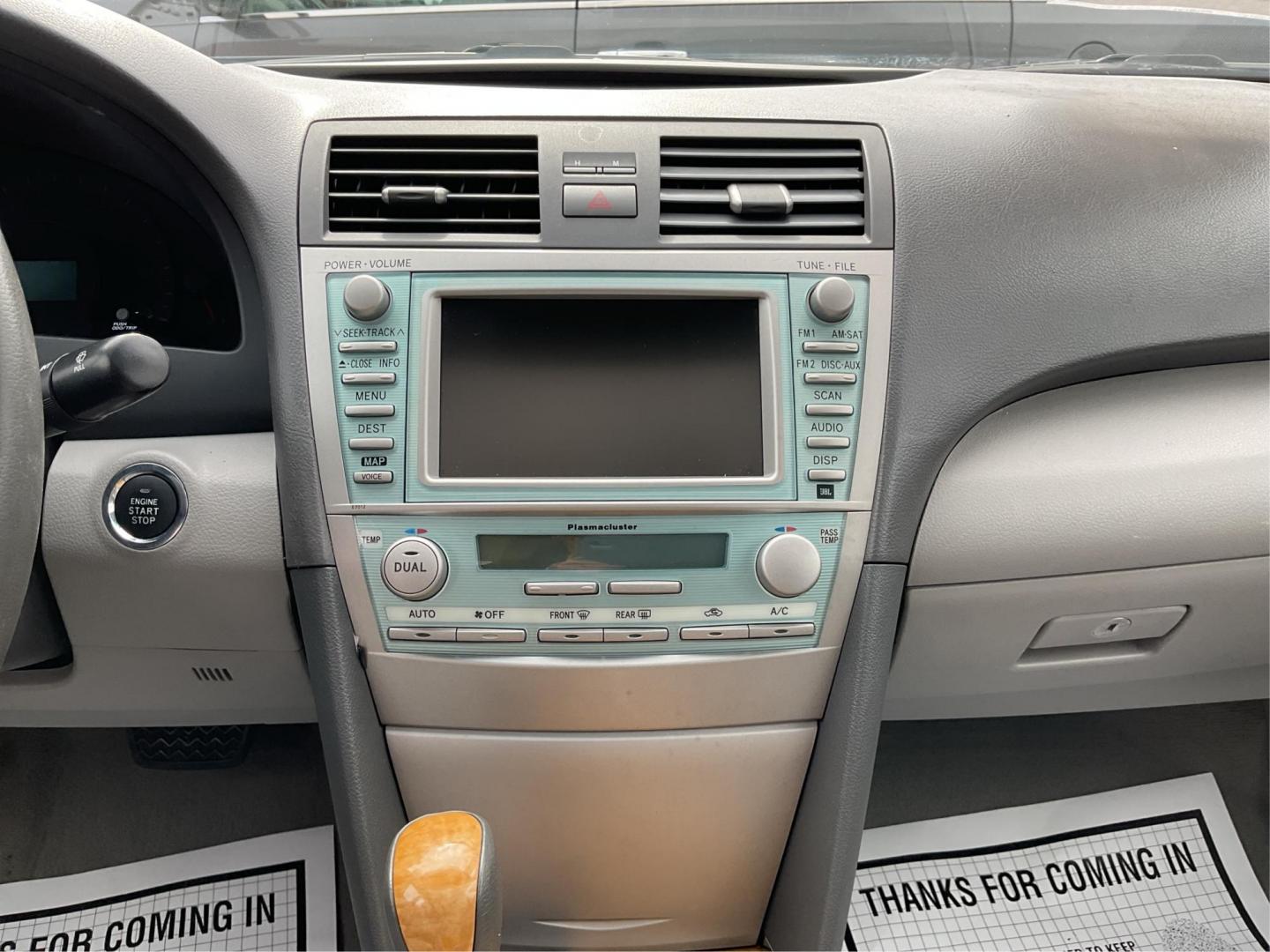 2007 Toyota Camry XLE V6 (4T1BK46K77U) with an 3.5L V-6 DOHC engine, located at 1184 Kauffman Ave, Fairborn, OH, 45324, (937) 908-9800, 39.807072, -84.030914 - Photo#12
