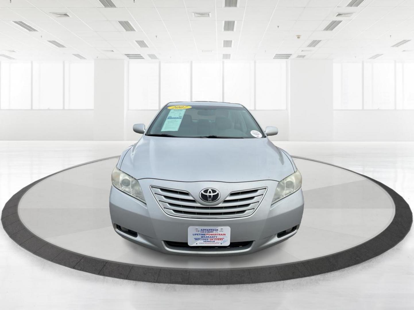 2007 Toyota Camry XLE V6 (4T1BK46K77U) with an 3.5L V-6 DOHC engine, located at 1184 Kauffman Ave, Fairborn, OH, 45324, (937) 908-9800, 39.807072, -84.030914 - Photo#6