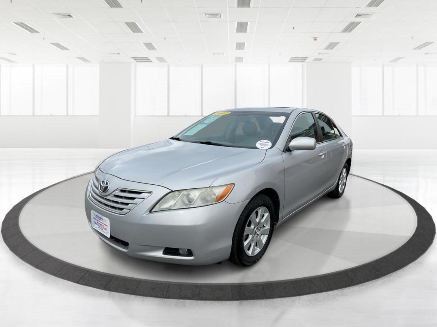 2007 Toyota Camry XLE V6 (4T1BK46K77U) with an 3.5L V-6 DOHC engine, located at 1184 Kauffman Ave, Fairborn, OH, 45324, (937) 908-9800, 39.807072, -84.030914 - Photo#7