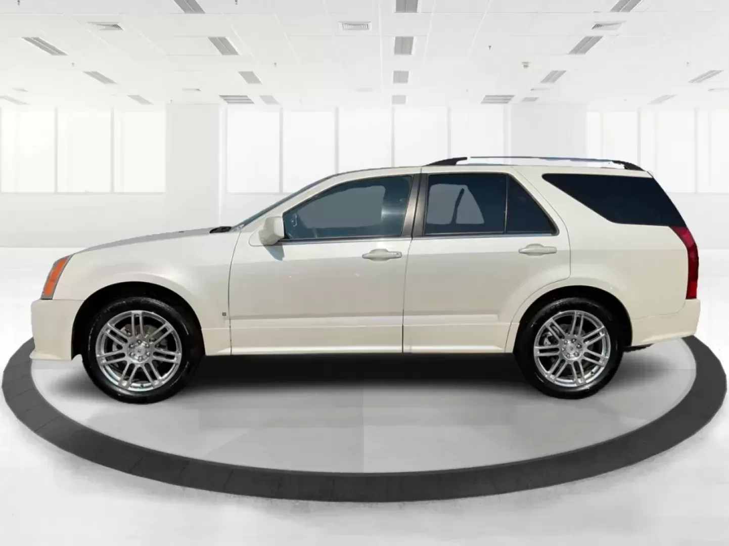 2008 Cadillac SRX V6 (1GYEE437480) with an 3.6L V-6 DOHC engine, located at 880 E. National Road, Vandalia, OH, 45377, (937) 908-9800, 39.891918, -84.183594 - Photo#5