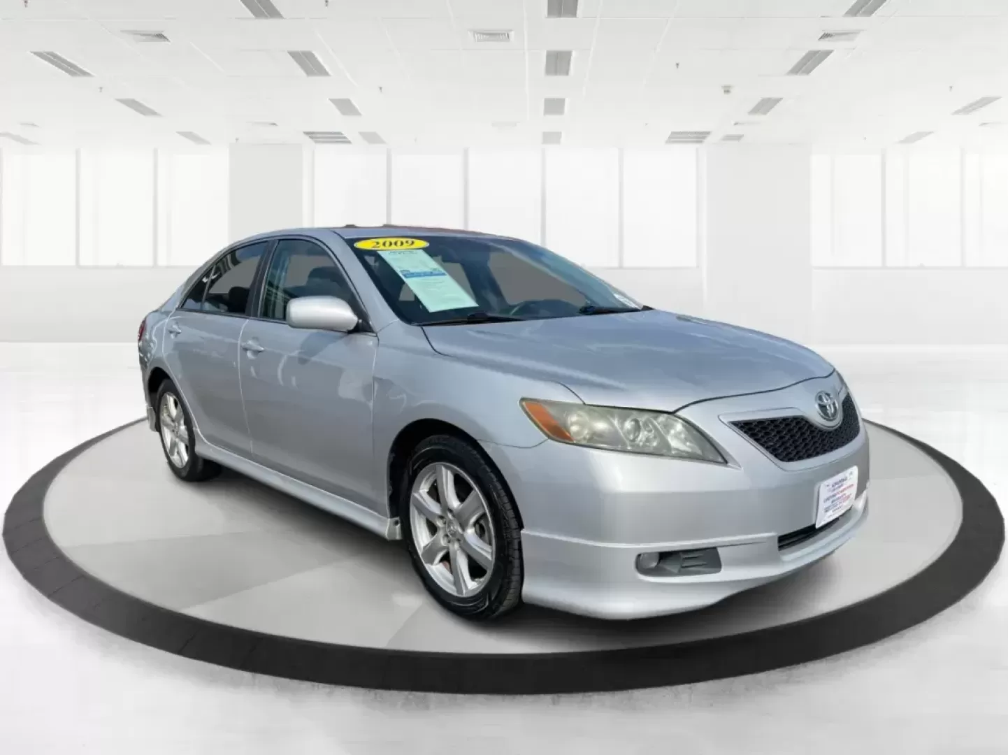 2009 Toyota Camry SE V6 (4T1BK46K39U) with an 3.5L V-6 DOHC engine, located at 401 Woodman Dr, Riverside, OH, 45431, (937) 908-9800, 39.760899, -84.123421 - Photo#0