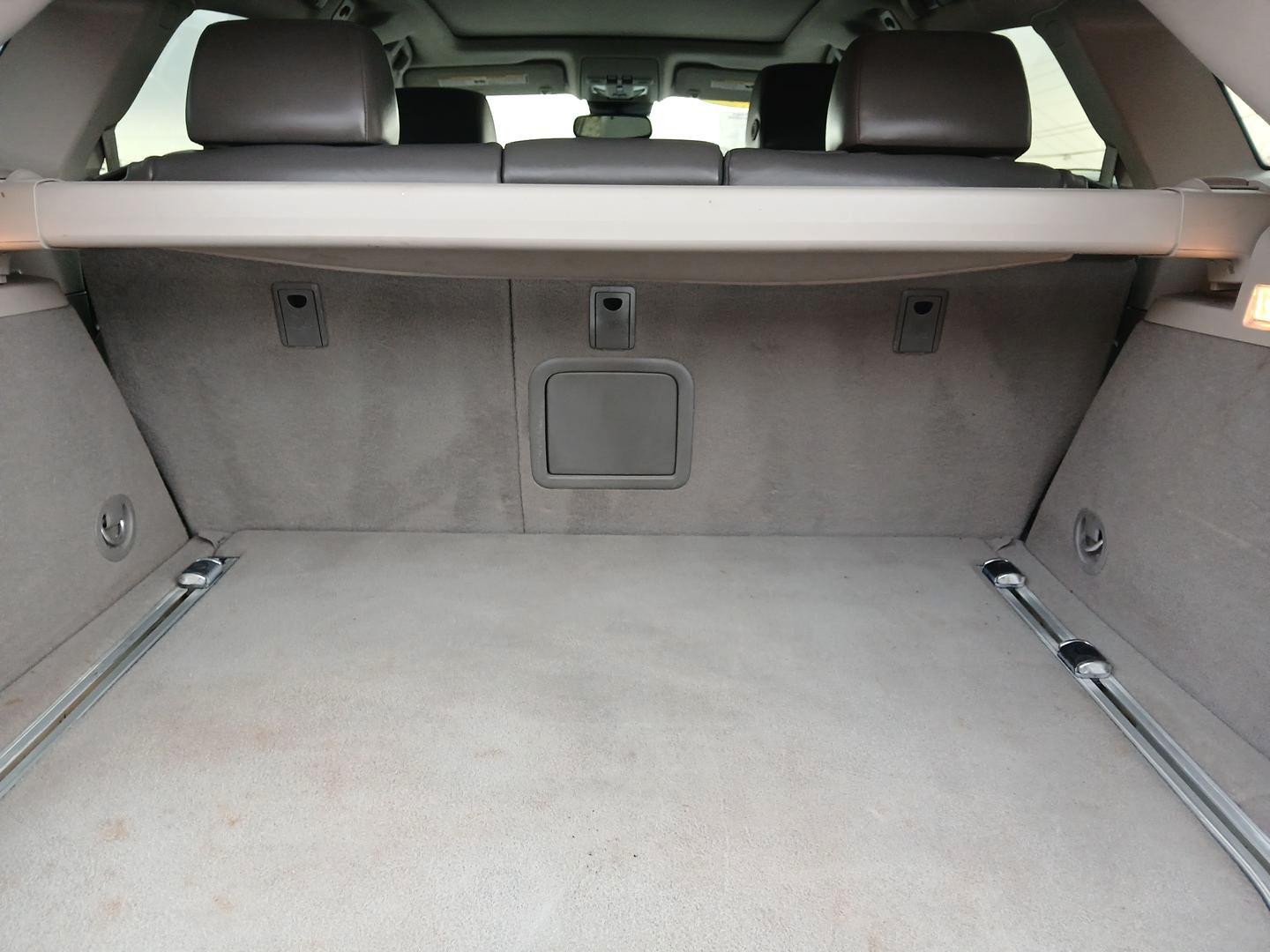 2010 Cadillac SRX Premium Collection AWD (3GYFNFEY7AS) with an 3.0L V6 DOHC 24V engine, 6-Speed Automatic transmission, located at 8750 N County Rd 25A, Piqua, OH, 45356, (937) 908-9800, 40.164391, -84.232513 - Photo#11