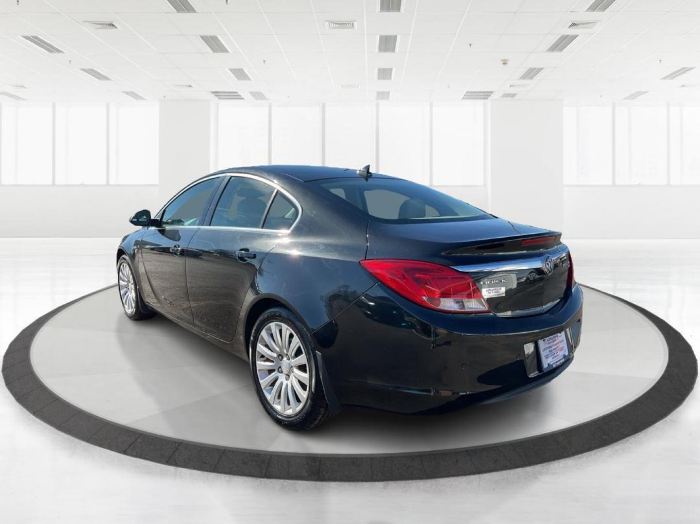 2011 Carbon Black Metallic Buick Regal CXL - 4XL (W04GS5EC9B1) with an 2.4L L4 DOHC 16V engine, 6-Speed Automatic transmission, located at 4508 South Dixie Dr, Moraine, OH, 45439, (937) 908-9800, 39.689976, -84.218452 - Photo#4