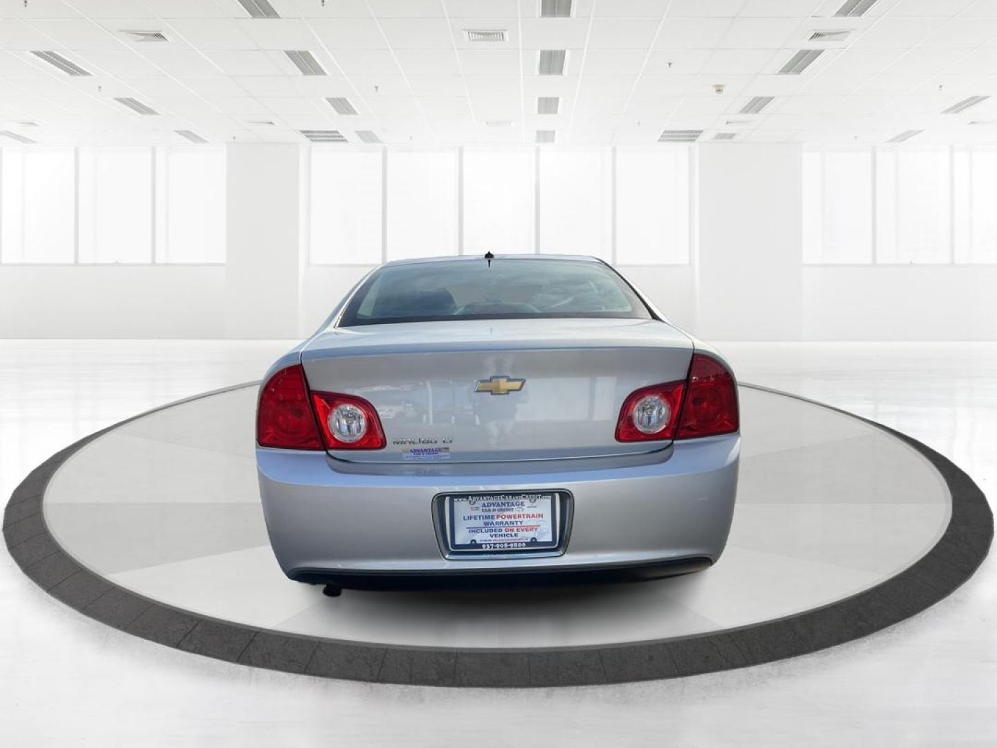 2011 Chevrolet Malibu 1LT (1G1ZC5E1XBF) with an Ecotec 2.4L I-4 DOHC engine, located at 1230 East Main St, Xenia, OH, 45385, (937) 908-9800, 39.688026, -83.910172 - Photo#3