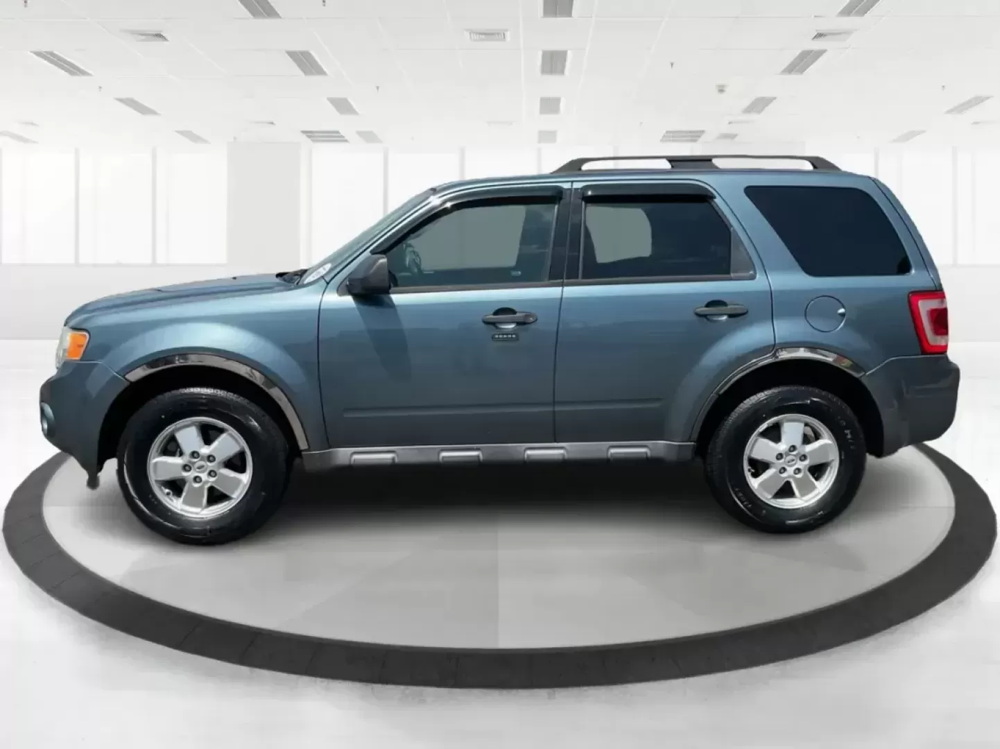 2011 Ford Escape XLT (1FMCU9DG6BK) with an Other engine, located at 401 Woodman Dr, Riverside, OH, 45431, (937) 908-9800, 39.760899, -84.123421 - Photo#5