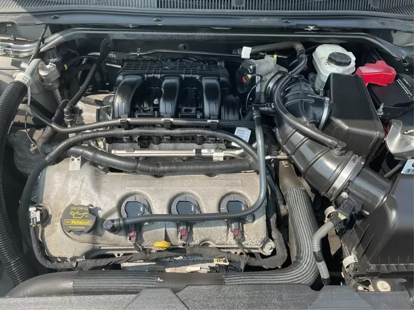 2011 Ford Taurus SEL (1FAHP2EW4BG) with an Duratec 3.5L V-6 DOHC engine, located at 401 Woodman Dr, Riverside, OH, 45431, (937) 908-9800, 39.760899, -84.123421 - Photo#10