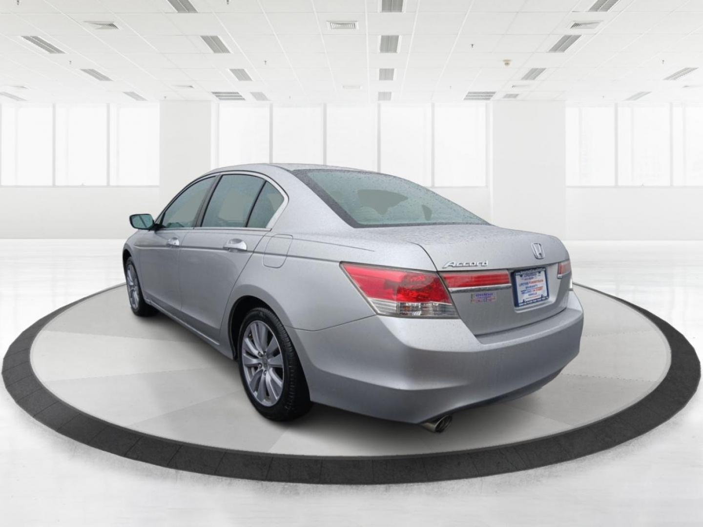 2011 Honda Accord EX-L V-6 Sedan AT (1HGCP3F82BA) with an 3.5L V6 SOHC 24V engine, 5-Speed Automatic transmission, located at 4508 South Dixie Dr, Moraine, OH, 45439, (937) 908-9800, 39.689976, -84.218452 - Photo#4