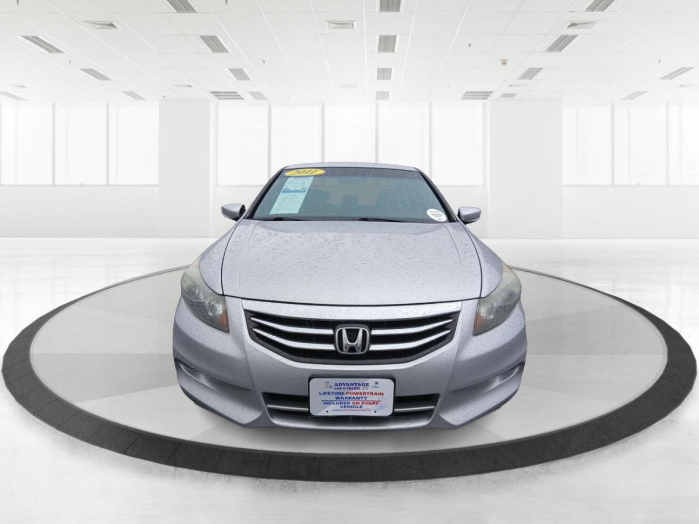 2011 Honda Accord EX-L V-6 Sedan AT (1HGCP3F82BA) with an 3.5L V6 SOHC 24V engine, 5-Speed Automatic transmission, located at 4508 South Dixie Dr, Moraine, OH, 45439, (937) 908-9800, 39.689976, -84.218452 - Photo#6