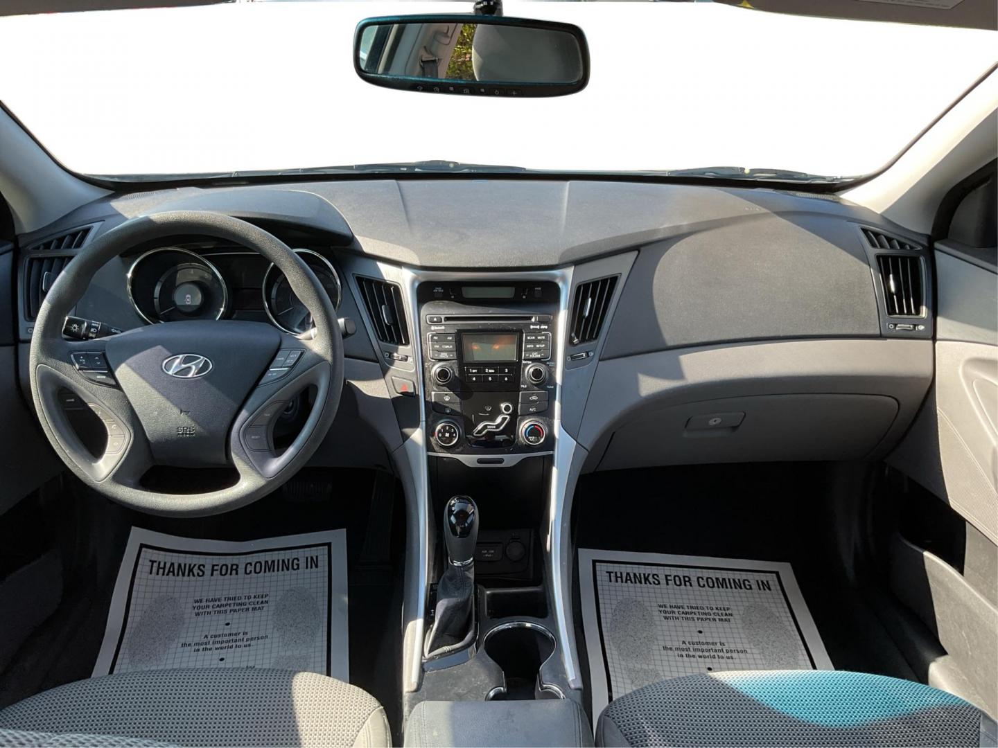 2011 Hyundai Sonata GLS (5NPEB4AC0BH) with an 2.4L I-4 gasoline direct injection engine, located at 8750 N County Rd 25A, Piqua, OH, 45356, (937) 908-9800, 40.164391, -84.232513 - Photo#19