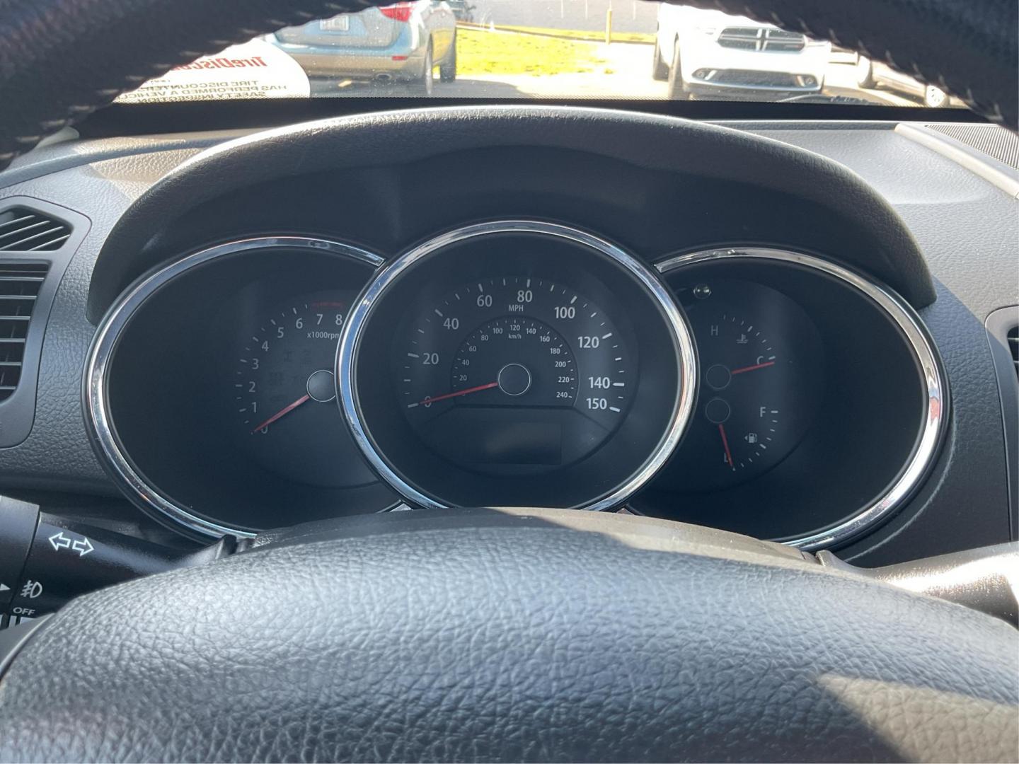 2011 Kia Sorento EX V6 (5XYKUDA22BG) with an 3.5L V-6 DOHC engine, located at 1184 Kauffman Ave, Fairborn, OH, 45324, (937) 908-9800, 39.807072, -84.030914 - Photo#14