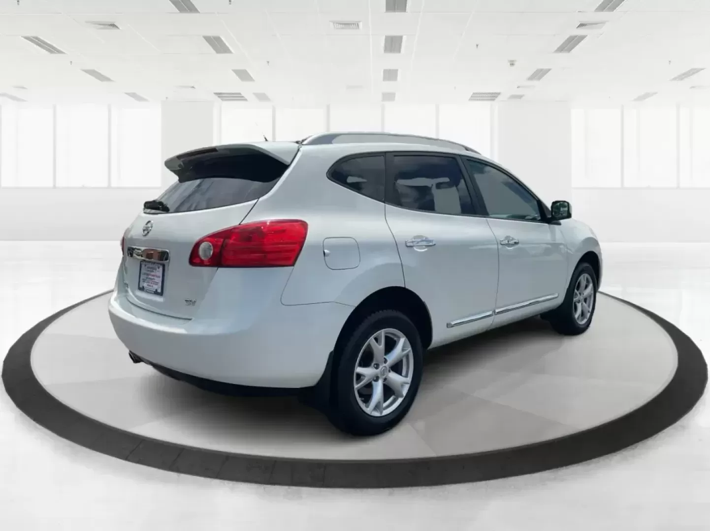 2011 Nissan Rogue SV (JN8AS5MT9BW) with an 2.5L I-4 DOHC engine, located at 401 Woodman Dr, Riverside, OH, 45431, (937) 908-9800, 39.760899, -84.123421 - Photo#2