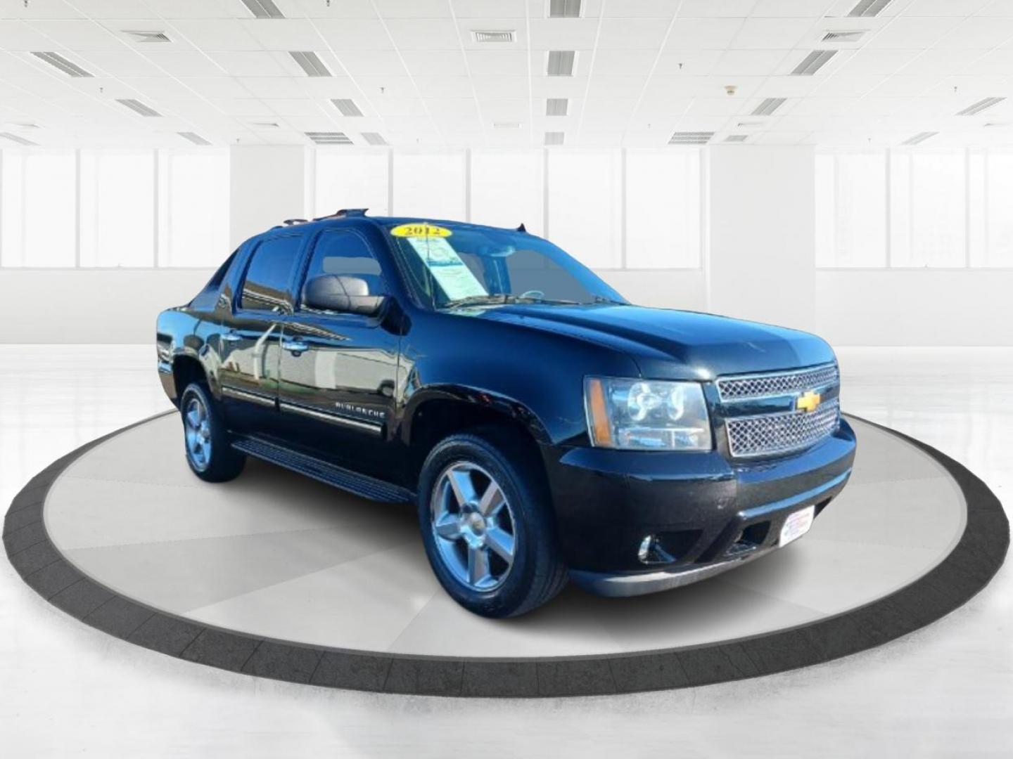 2012 Chevrolet Avalanche LT 4WD (3GNTKFE72CG) with an 5.3L V8 OHV 16V FFV engine, 4-Speed Automatic transmission, located at 1951 S Dayton Lakeview Rd., New Carlisle, OH, 45344, (937) 908-9800, 39.890999, -84.050255 - Photo#0