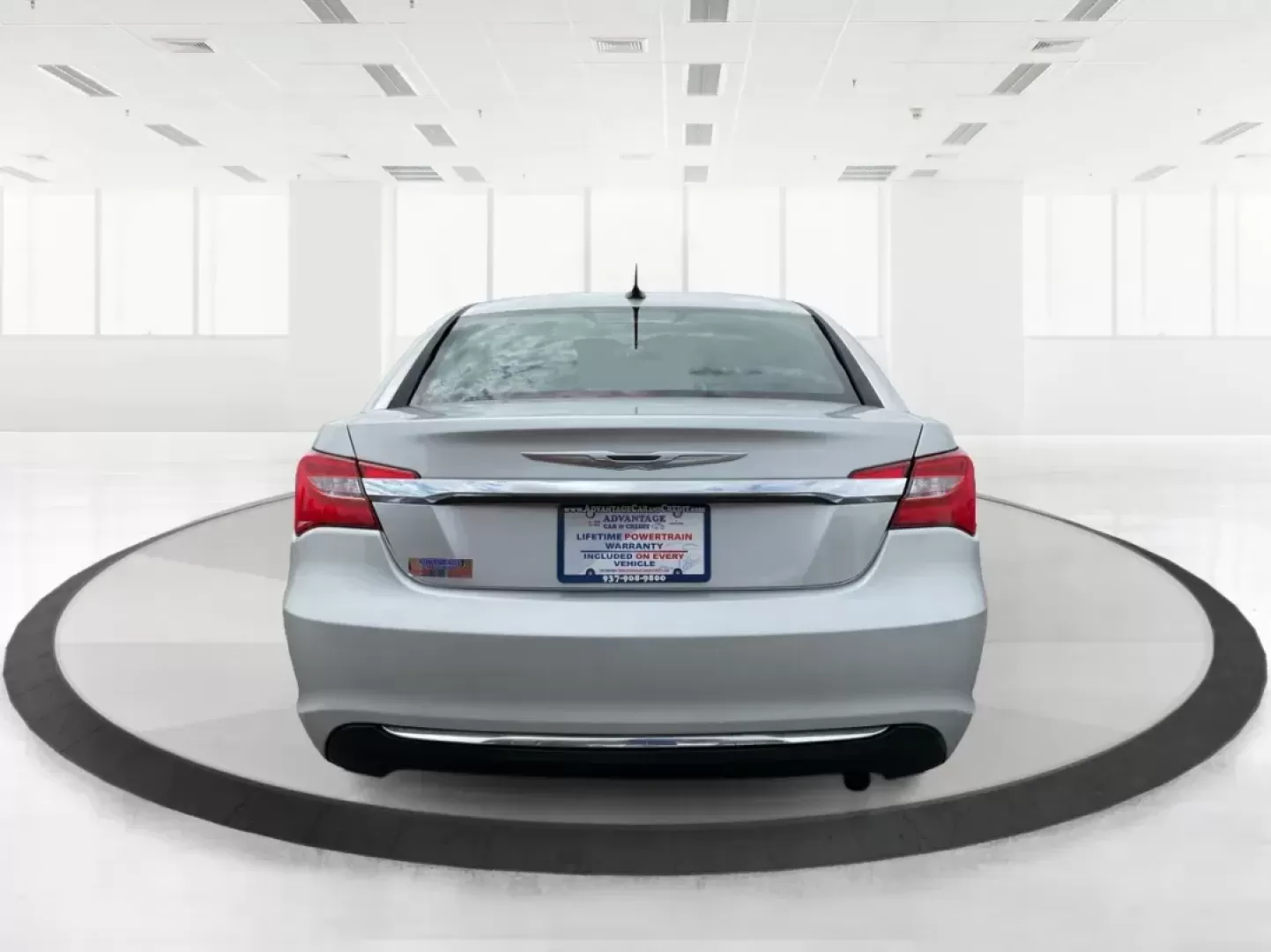 2012 Chrysler 200 LX (1C3CCBAB7CN) with an 2.4L L4 DOHC 16V engine, 6-Speed Automatic transmission, located at 4508 South Dixie Dr, Moraine, OH, 45439, (937) 908-9800, 39.689976, -84.218452 - Photo#3