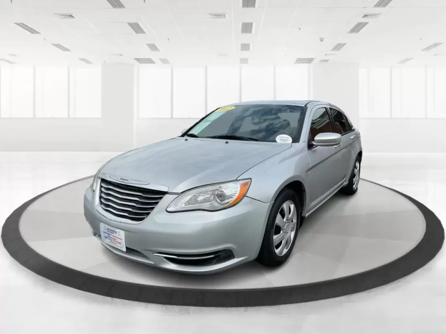 2012 Chrysler 200 LX (1C3CCBAB7CN) with an 2.4L L4 DOHC 16V engine, 6-Speed Automatic transmission, located at 4508 South Dixie Dr, Moraine, OH, 45439, (937) 908-9800, 39.689976, -84.218452 - Photo#7