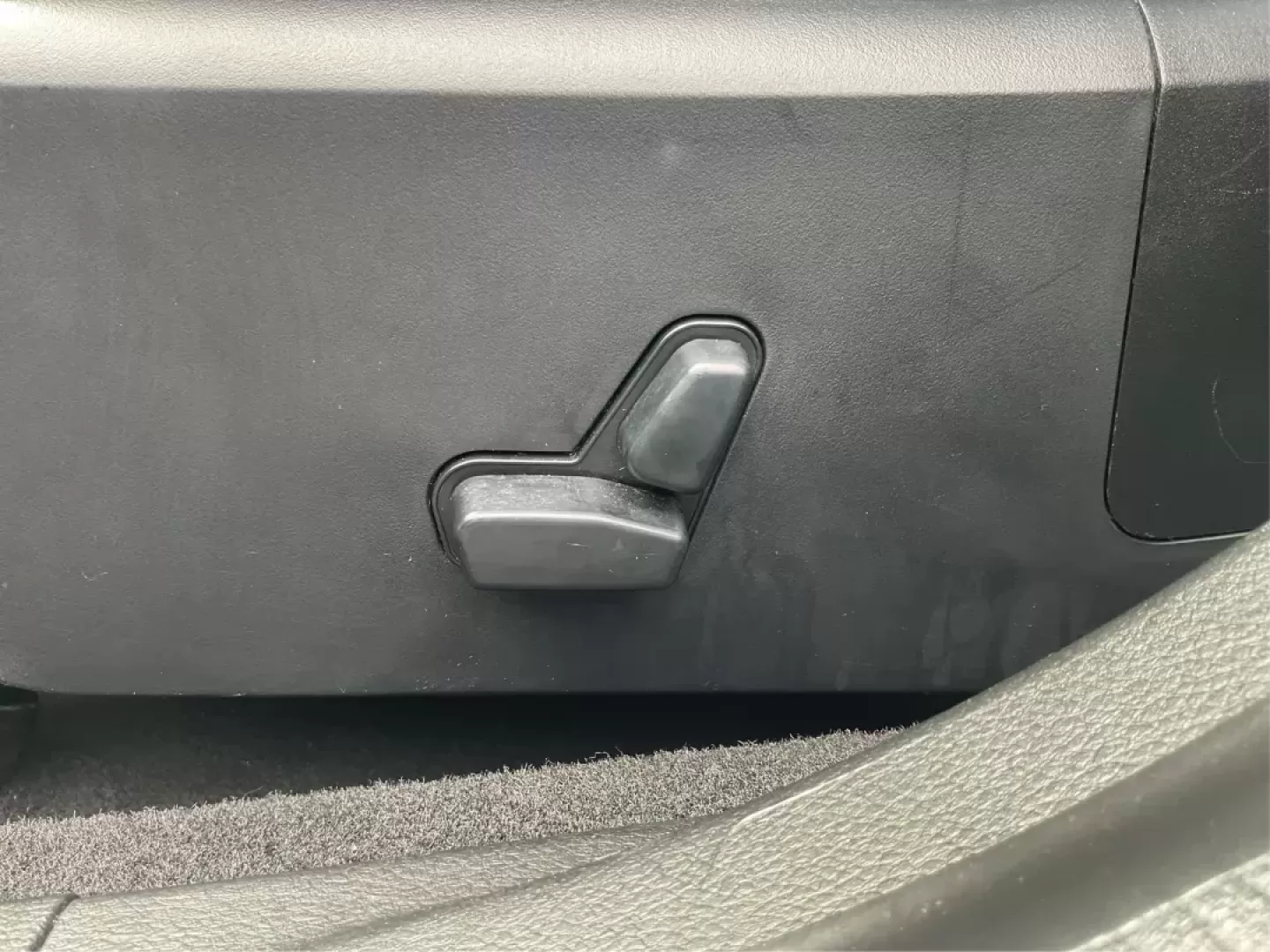 2012 Chrysler 200 Touring (1C3CCBBB3CN) with an Other engine, located at 401 Woodman Dr, Riverside, OH, 45431, (937) 908-9800, 39.760899, -84.123421 - Photo#17