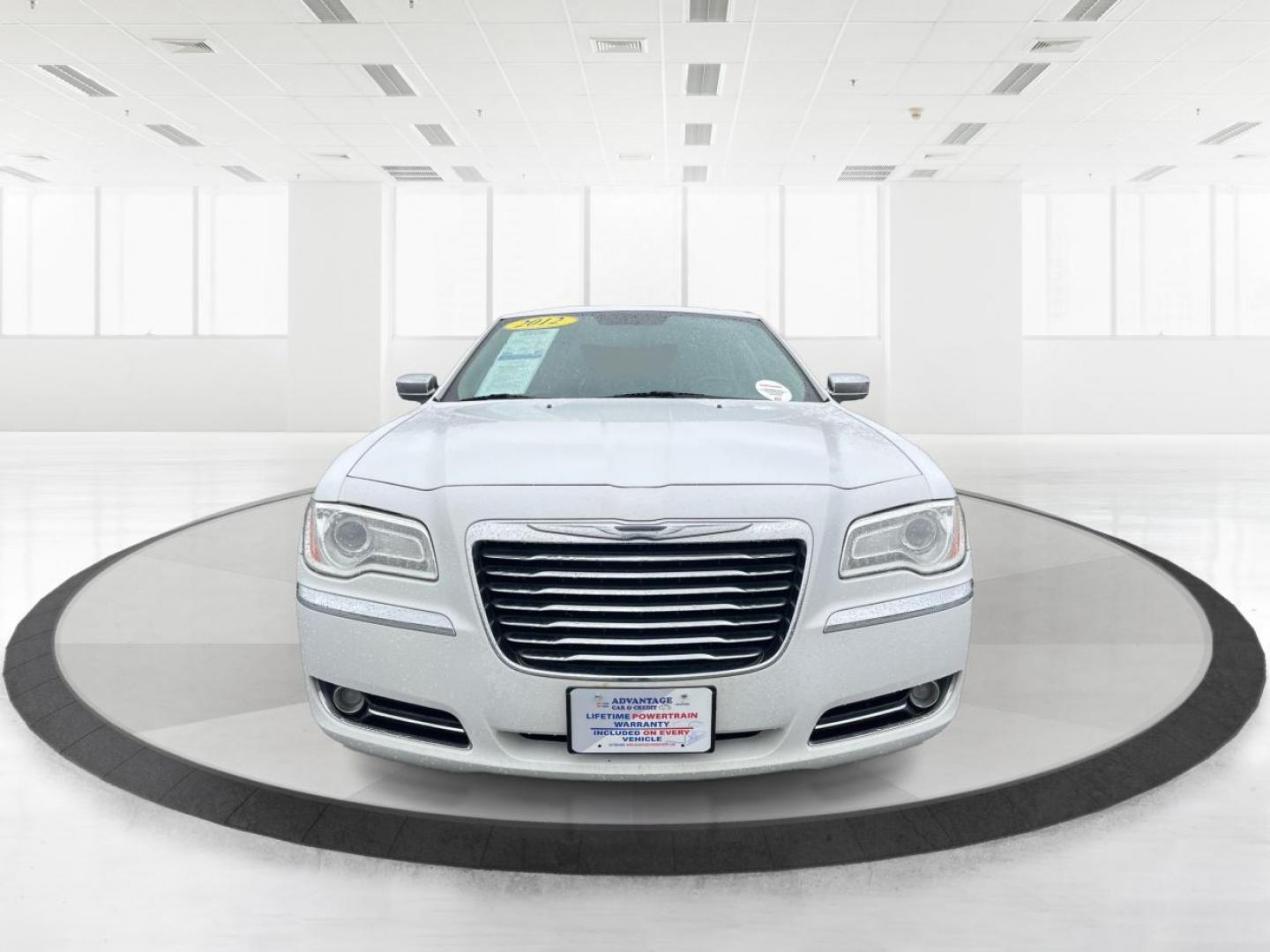 2012 Chrysler 300 Limited (2C3CCACG7CH) with an 3.6L V-6 DOHC engine, located at 8750 N County Rd 25A, Piqua, OH, 45356, (937) 908-9800, 40.164391, -84.232513 - Photo#7