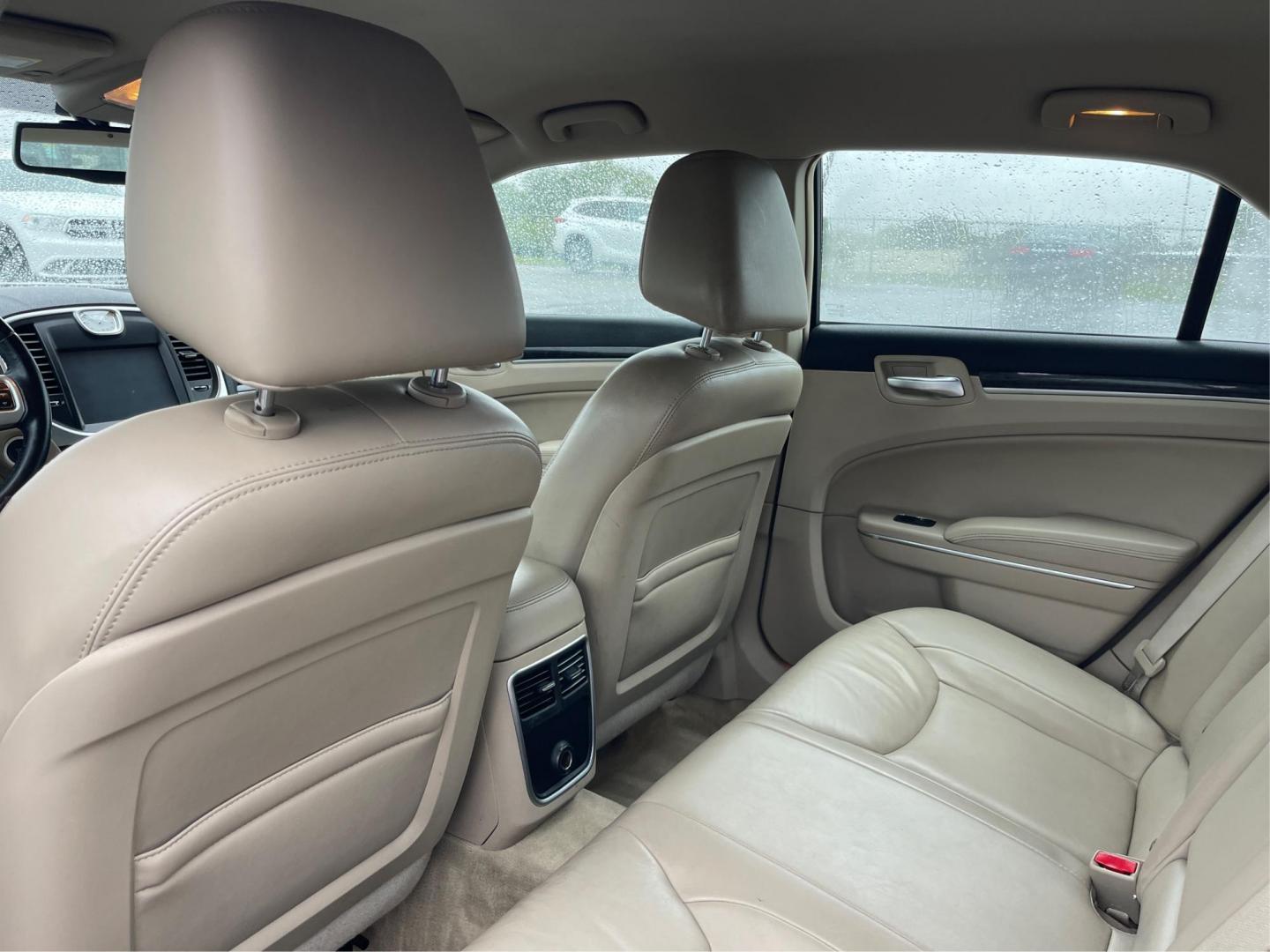 2012 Chrysler 300 Limited (2C3CCACG7CH) with an 3.6L V-6 DOHC engine, located at 8750 N County Rd 25A, Piqua, OH, 45356, (937) 908-9800, 40.164391, -84.232513 - Photo#10