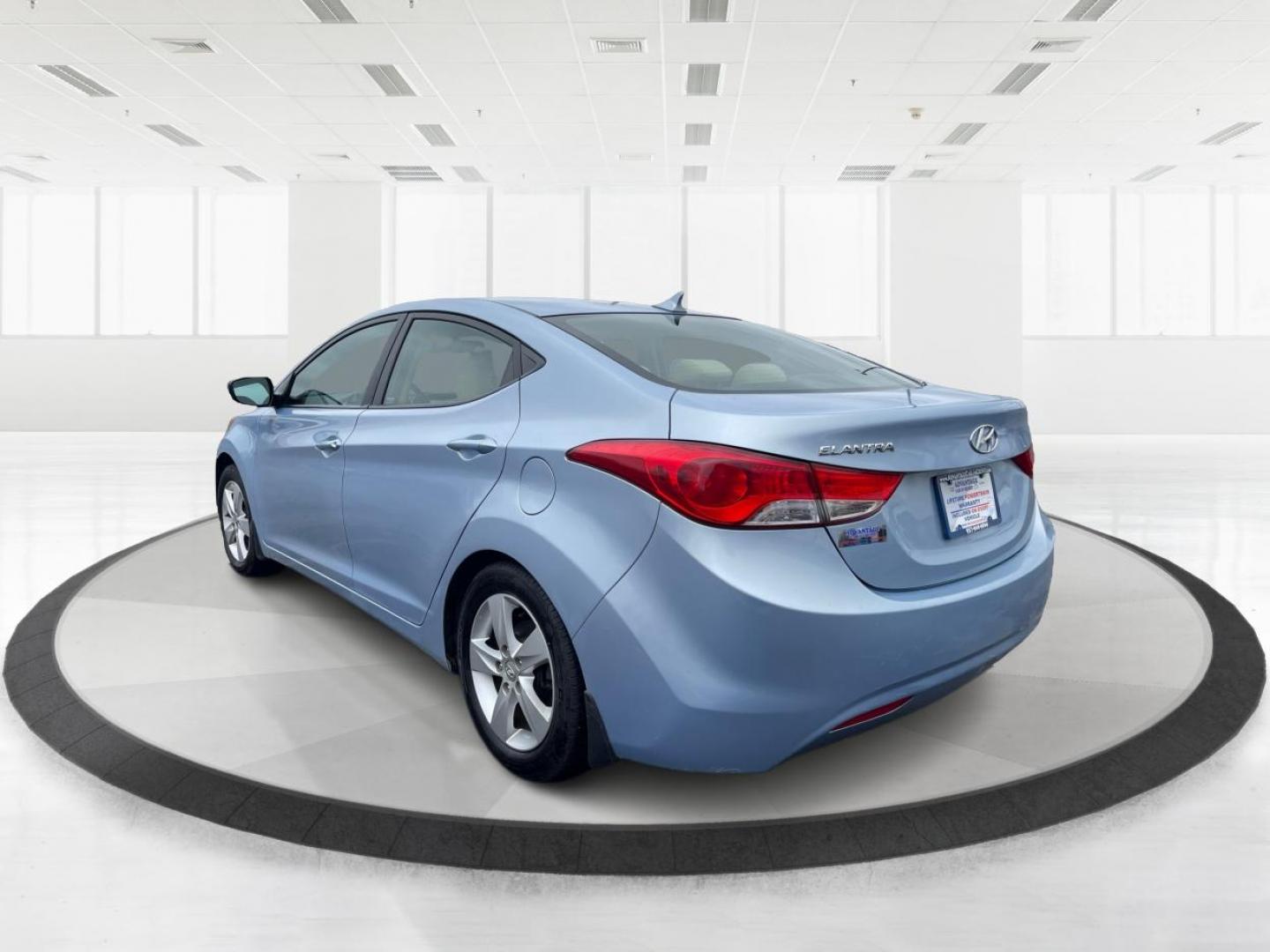 2012 Hyundai Elantra GLS (KMHDH4AE4CU) with an Other engine, located at 880 E. National Road, Vandalia, OH, 45377, (937) 908-9800, 39.891918, -84.183594 - Photo#4