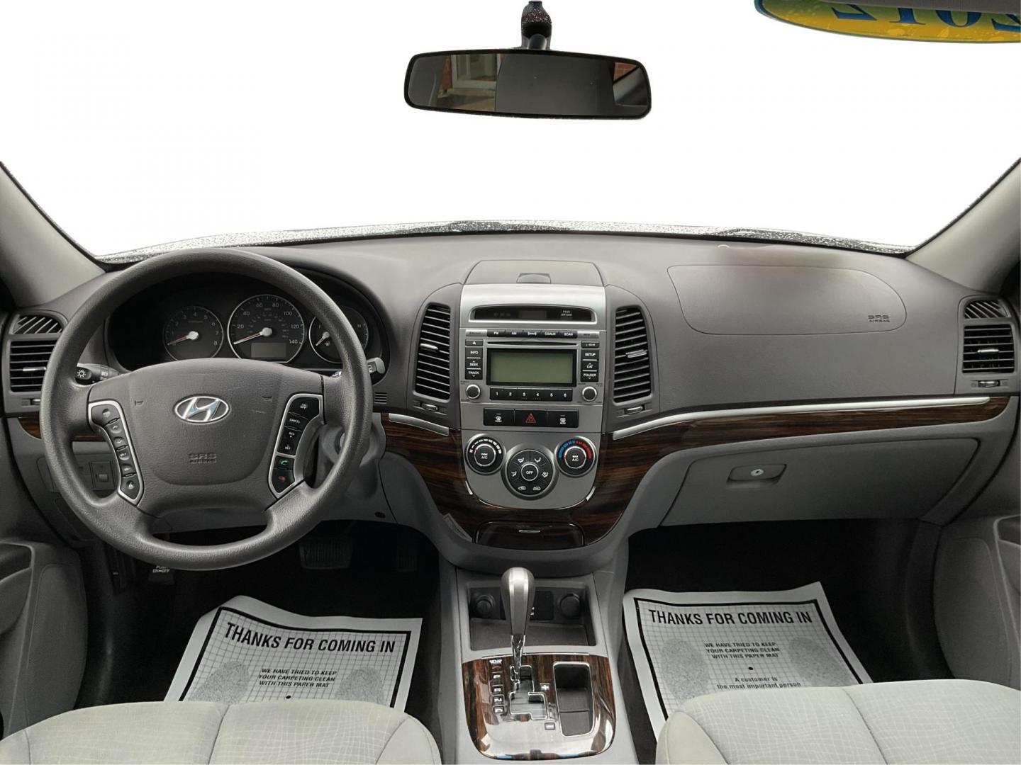 2012 Hyundai Santa Fe GLS (5XYZGDAB5CG) with an 2.4L I-4 DOHC engine, located at 1099 N County Rd 25A , Troy, OH, 45373, (937) 908-9800, 40.057079, -84.212883 - Photo#18