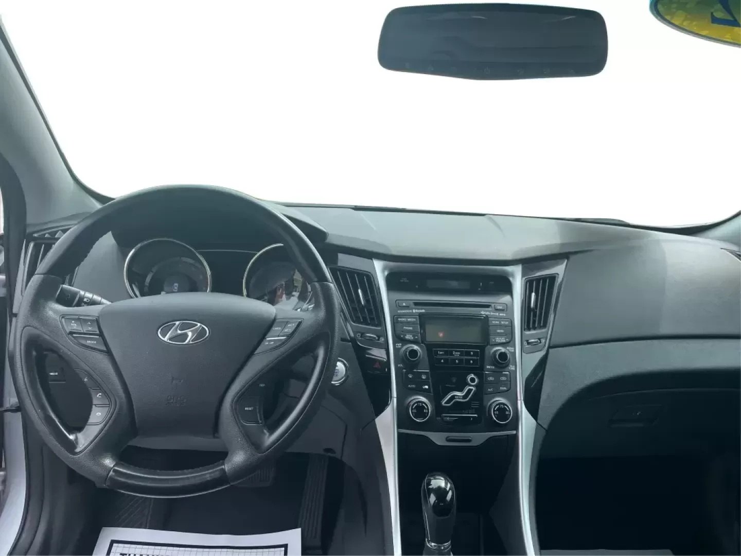 2012 Hyundai Sonata Limited (5NPEC4AC5CH) with an 2.4L I-4 gasoline direct injection engine, located at 1230 East Main St, Xenia, OH, 45385, (937) 908-9800, 39.688026, -83.910172 - Photo#20