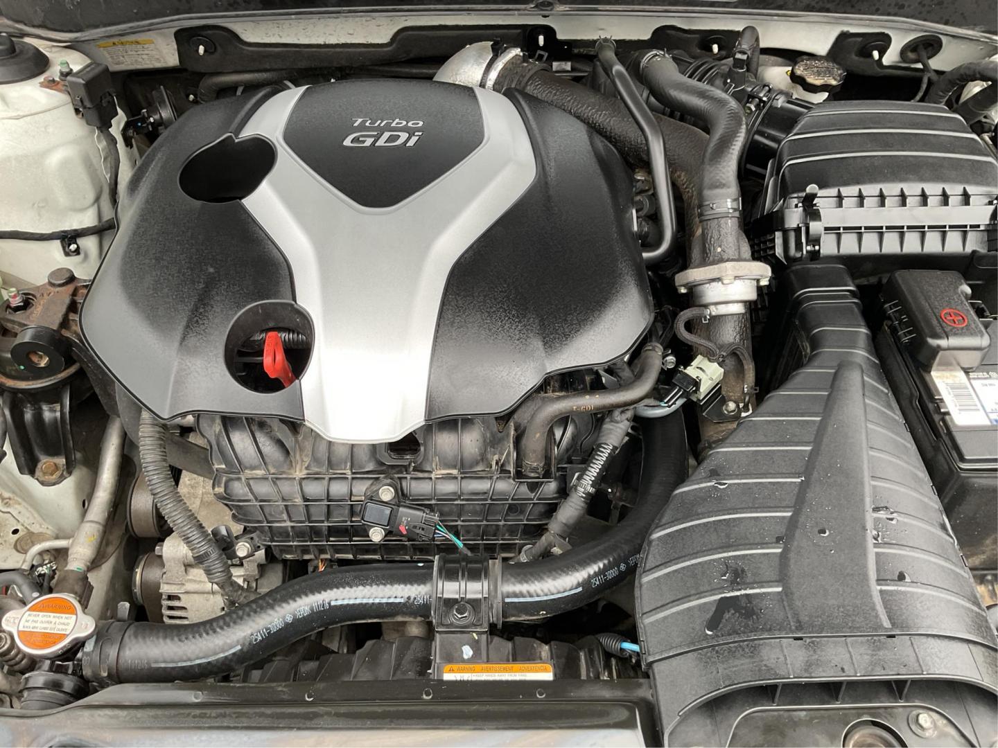 2012 Hyundai Sonata Limited 2.0T (5NPEC4AB7CH) with an 2L I-4 gasoline direct injection engine, located at 1184 Kauffman Ave, Fairborn, OH, 45324, (937) 908-9800, 39.807072, -84.030914 - Photo#10