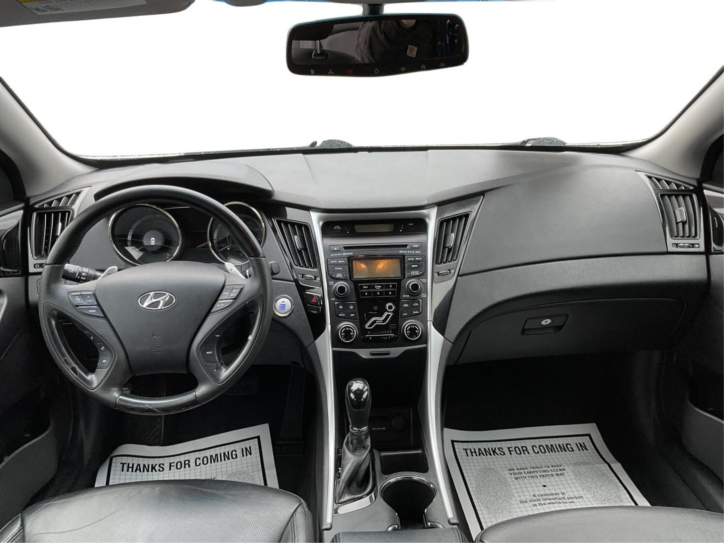 2012 Hyundai Sonata Limited 2.0T (5NPEC4AB7CH) with an 2L I-4 gasoline direct injection engine, located at 1184 Kauffman Ave, Fairborn, OH, 45324, (937) 908-9800, 39.807072, -84.030914 - Photo#19