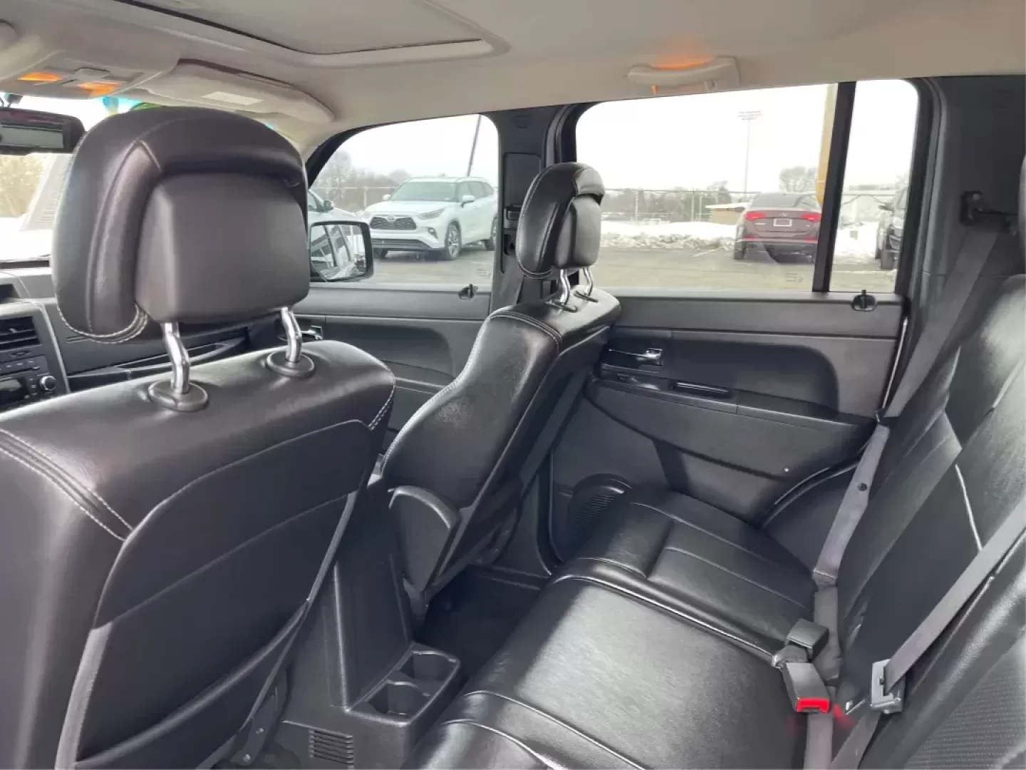 2012 Jeep Liberty Sport 4WD (1C4PJMAK8CW) with an 3.7L V6 SOHC 12V engine, 4-Speed Automatic transmission, located at 1099 N County Rd 25A , Troy, OH, 45373, (937) 908-9800, 40.057079, -84.212883 - Photo#9