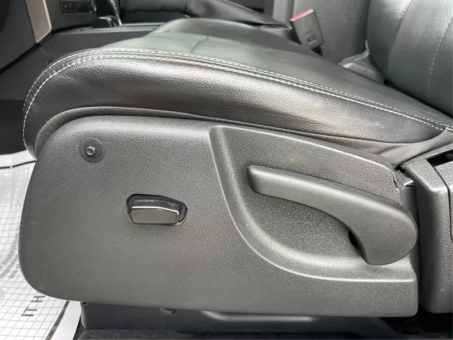 2012 Jeep Liberty Sport 4WD (1C4PJMAK8CW) with an 3.7L V6 SOHC 12V engine, 4-Speed Automatic transmission, located at 1099 N County Rd 25A , Troy, OH, 45373, (937) 908-9800, 40.057079, -84.212883 - Photo#17