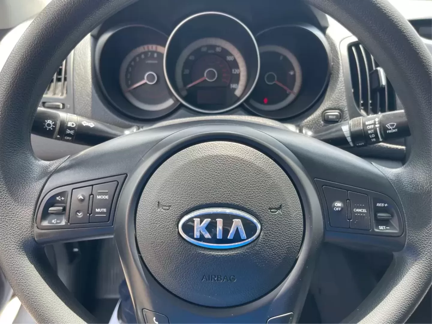 2012 Kia Forte Koup EX (KNAFU6A20C5) with an 2L I-4 DOHC engine, located at 8750 N County Rd 25A, Piqua, OH, 45356, (937) 908-9800, 40.164391, -84.232513 - Photo#21