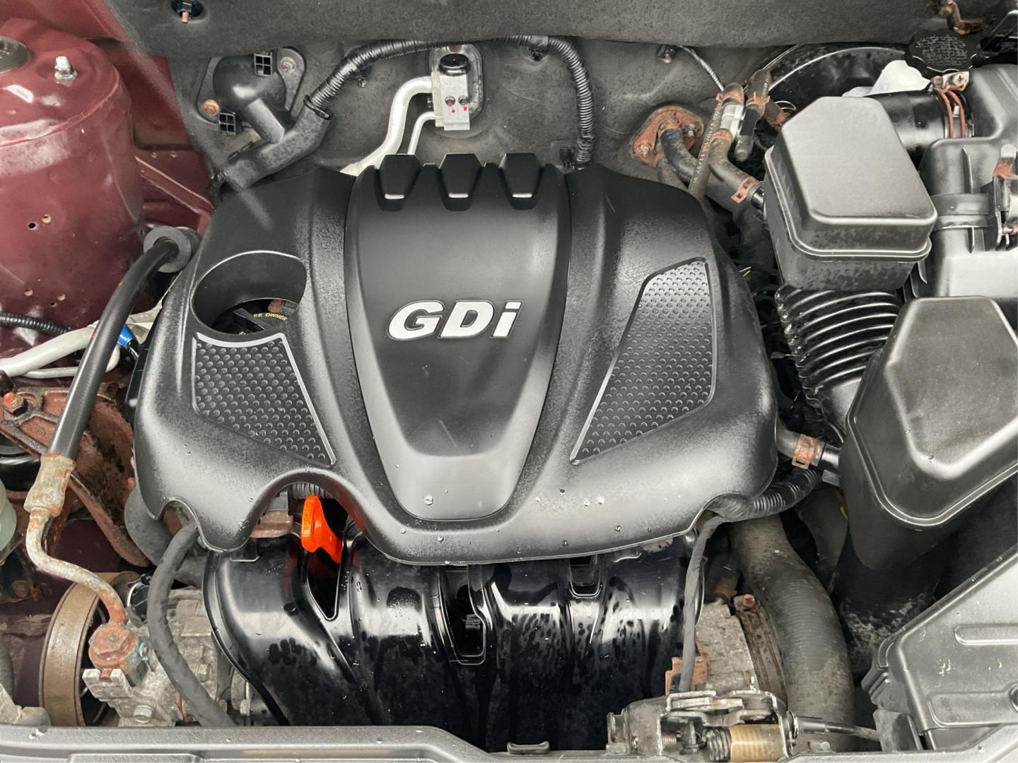 2012 Kia Sorento LX (5XYKTDA6XCG) with an 2.4L I-4 gasoline direct injection engine, located at 880 E. National Road, Vandalia, OH, 45377, (937) 908-9800, 39.891918, -84.183594 - Photo#11