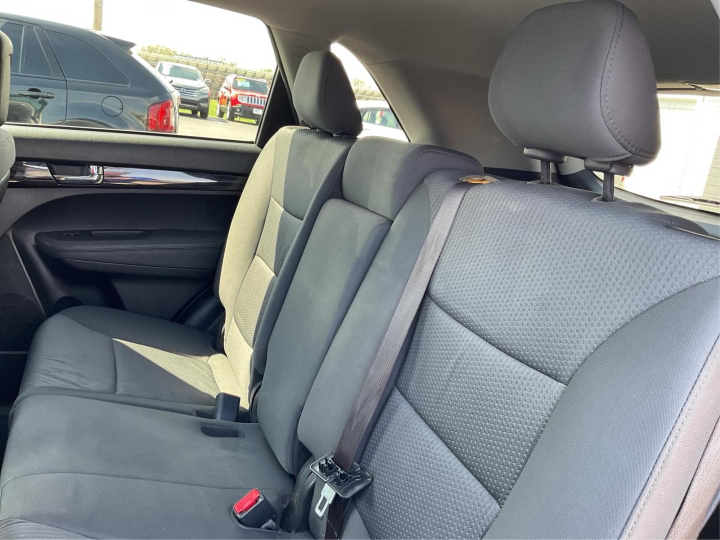 2012 Kia Sorento LX (5XYKT3A17CG) with an 2.4L I-4 DOHC engine, located at 401 Woodman Dr, Riverside, OH, 45431, (937) 908-9800, 39.760899, -84.123421 - Photo#9