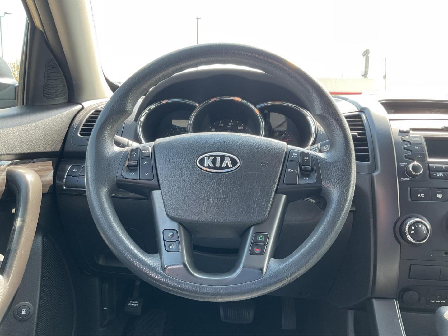 2012 Kia Sorento LX (5XYKT3A17CG) with an 2.4L I-4 DOHC engine, located at 401 Woodman Dr, Riverside, OH, 45431, (937) 908-9800, 39.760899, -84.123421 - Photo#15