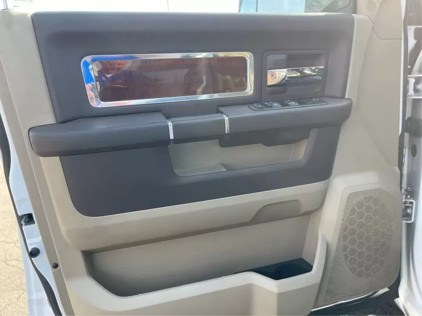 2012 Ram 1500 Laramie (1C6RD7JTXCS) with an Other engine, located at 8750 N County Rd 25A, Piqua, OH, 45356, (937) 908-9800, 40.164391, -84.232513 - Photo#18