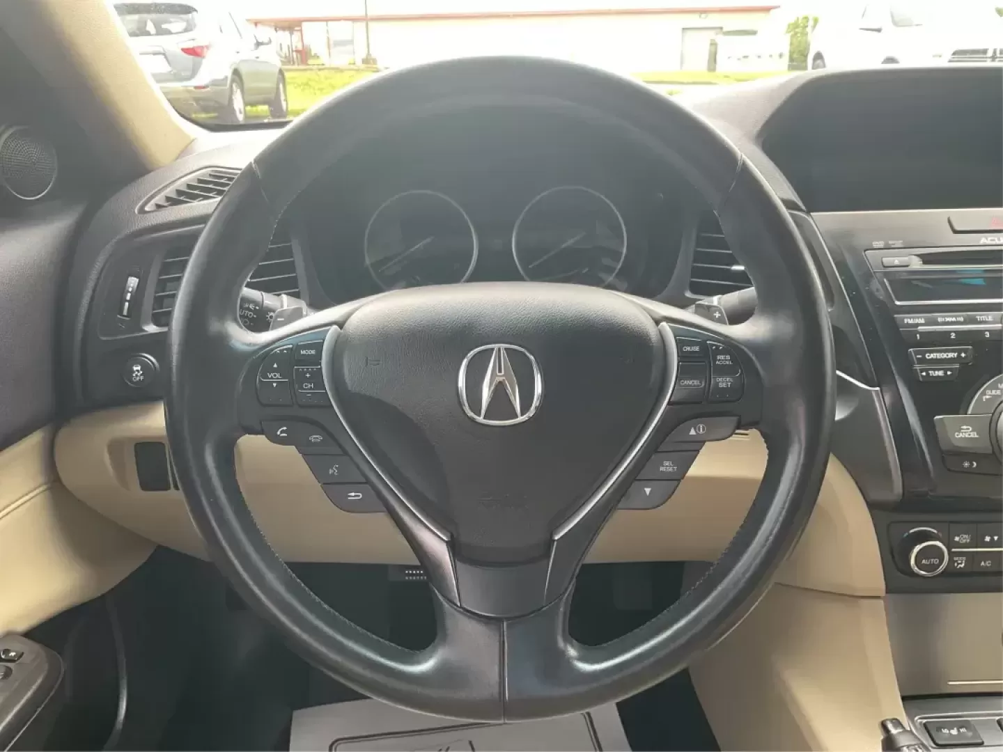 2013 Acura ILX 2.0L (19VDE1F7XDE) with an 2L I-4 i-VTEC variable valve control engine, located at 1230 East Main St, Xenia, OH, 45385, (937) 908-9800, 39.688026, -83.910172 - Photo#14