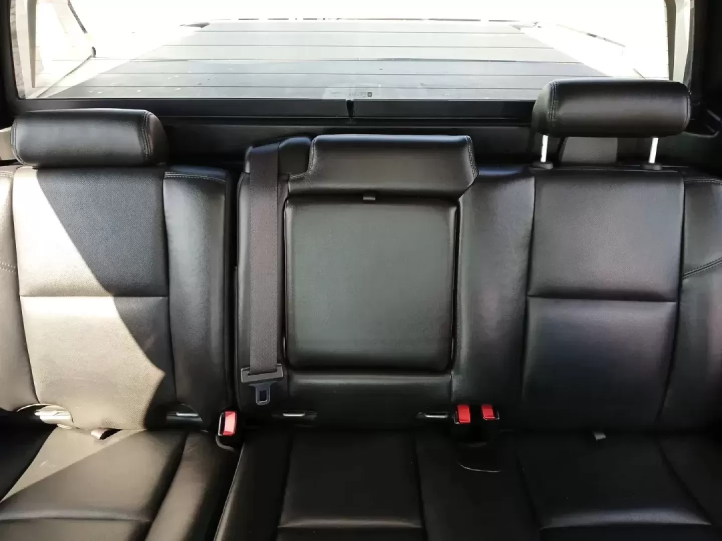 2013 Chevrolet Avalanche LTZ 4WD (3GNTKGE78DG) with an 5.3L V8 OHV 16V FFV engine, 4-Speed Automatic transmission, located at 8750 N County Rd 25A, Piqua, OH, 45356, (937) 908-9800, 40.164391, -84.232513 - Photo#14