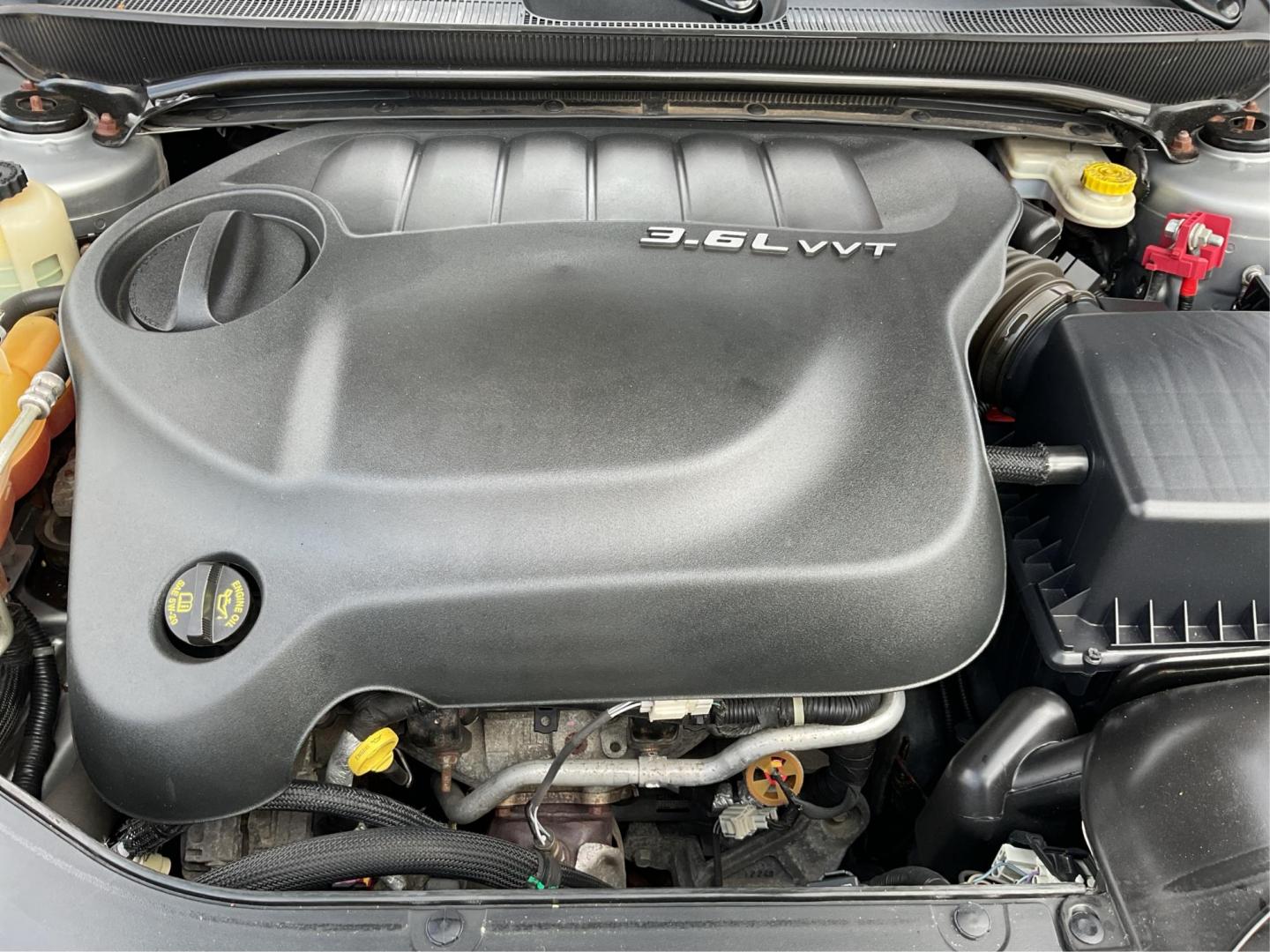 2013 Chrysler 200 Limited (1C3CCBCG9DN) with an Other engine, located at 1184 Kauffman Ave, Fairborn, OH, 45324, (937) 908-9800, 39.807072, -84.030914 - Photo#10