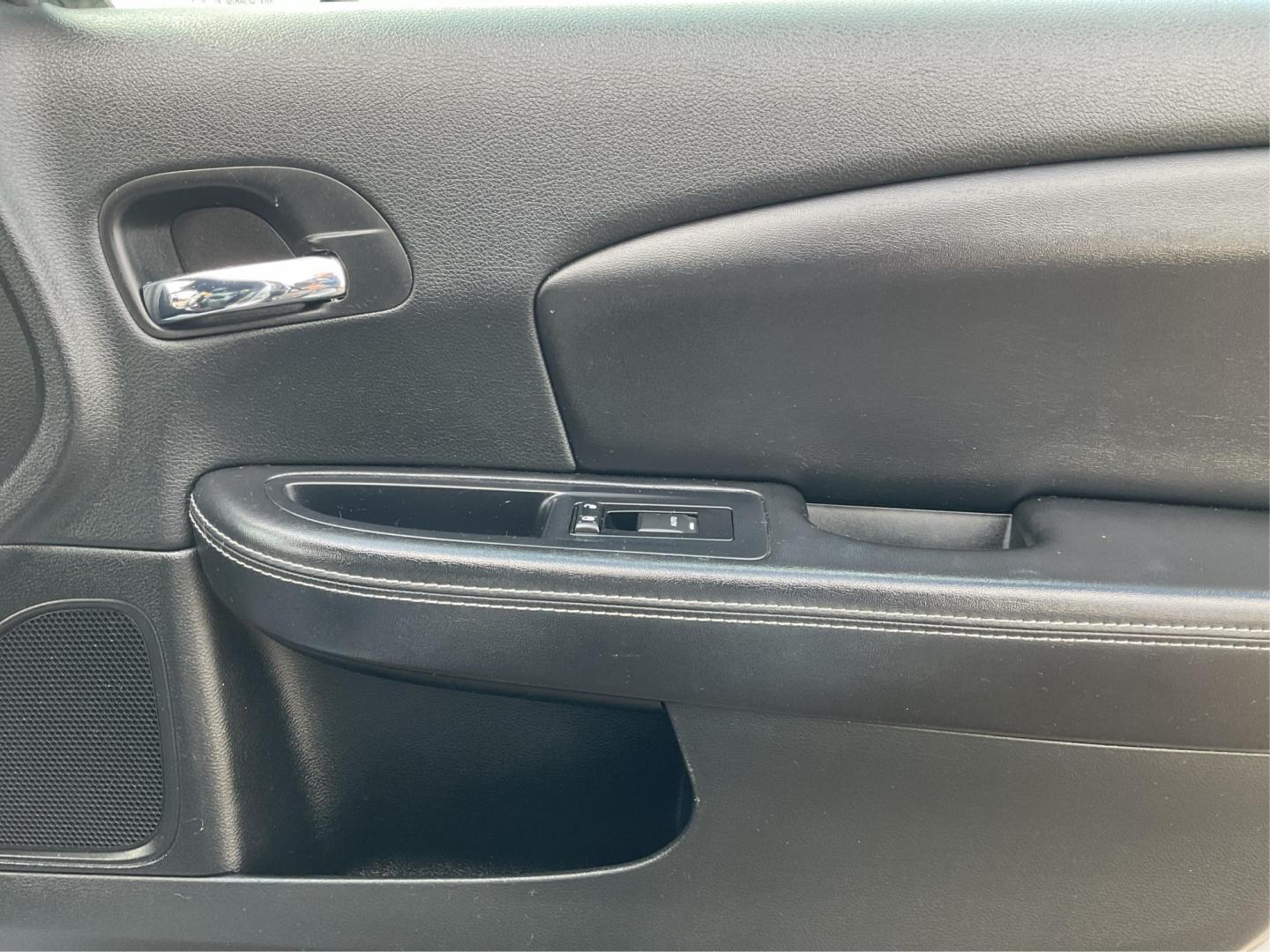 2013 Chrysler 200 Limited (1C3CCBCG9DN) with an Other engine, located at 1184 Kauffman Ave, Fairborn, OH, 45324, (937) 908-9800, 39.807072, -84.030914 - Photo#17