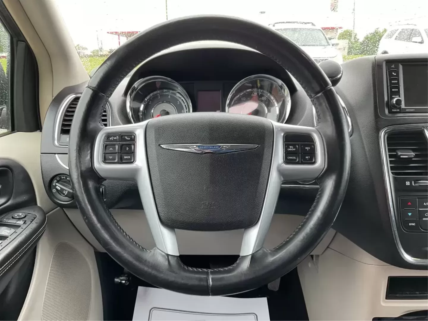2013 Chrysler Town and Country Touring (2C4RC1BG5DR) with an Pentastar 3.6L V-6 DOHC engine, located at 4508 South Dixie Dr, Moraine, OH, 45439, (937) 908-9800, 39.689976, -84.218452 - Photo#15