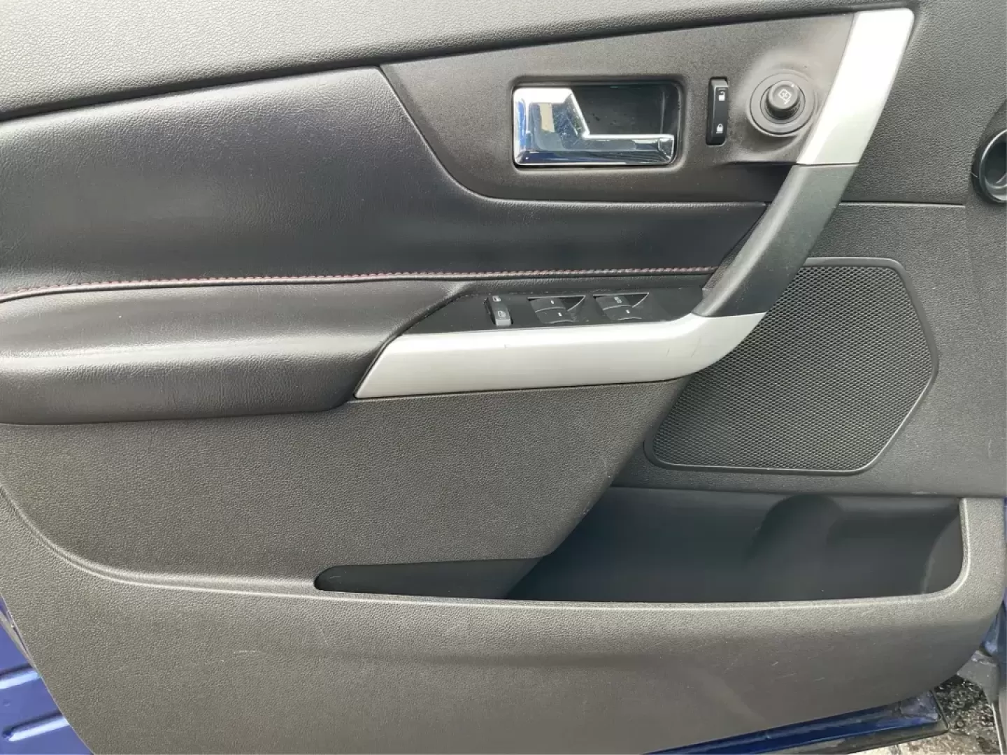 2013 Ford Edge Limited (2FMDK4KC6DB) with an 3.5L V-6 DOHC engine, located at 1184 Kauffman Ave, Fairborn, OH, 45324, (937) 908-9800, 39.807072, -84.030914 - Photo#18