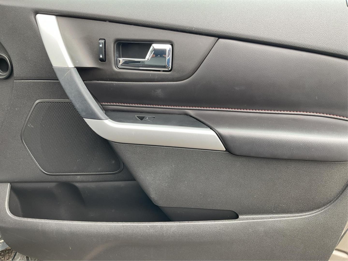 2013 Ford Edge SEL (2FMDK4JC0DB) with an 3.5L V-6 DOHC engine, located at 4508 South Dixie Dr, Moraine, OH, 45439, (937) 908-9800, 39.689976, -84.218452 - Photo#17