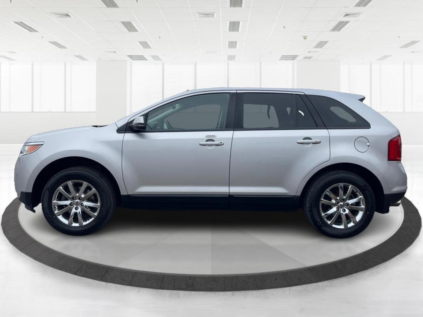 2013 Ford Edge SEL (2FMDK4JC1DB) with an 3.5L V-6 DOHC engine, located at 4508 South Dixie Dr, Moraine, OH, 45439, (937) 908-9800, 39.689976, -84.218452 - Photo#5