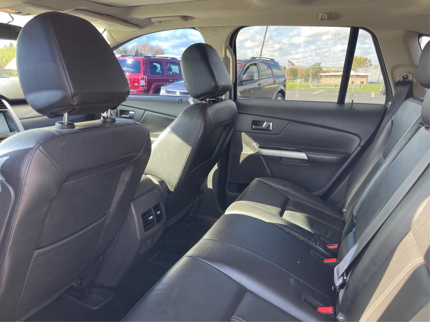 2013 Ford Edge SEL AWD (2FMDK4JC2DB) with an 3.5L V6 DOHC 24V engine, 6-Speed Automatic transmission, located at 1951 S Dayton Lakeview Rd., New Carlisle, OH, 45344, (937) 908-9800, 39.890999, -84.050255 - Photo#9