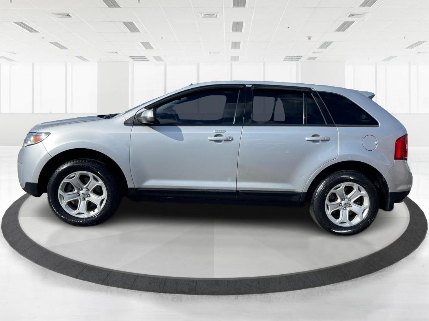 2013 Ford Edge SEL AWD (2FMDK4JC2DB) with an 3.5L V6 DOHC 24V engine, 6-Speed Automatic transmission, located at 1951 S Dayton Lakeview Rd., New Carlisle, OH, 45344, (937) 908-9800, 39.890999, -84.050255 - Photo#5