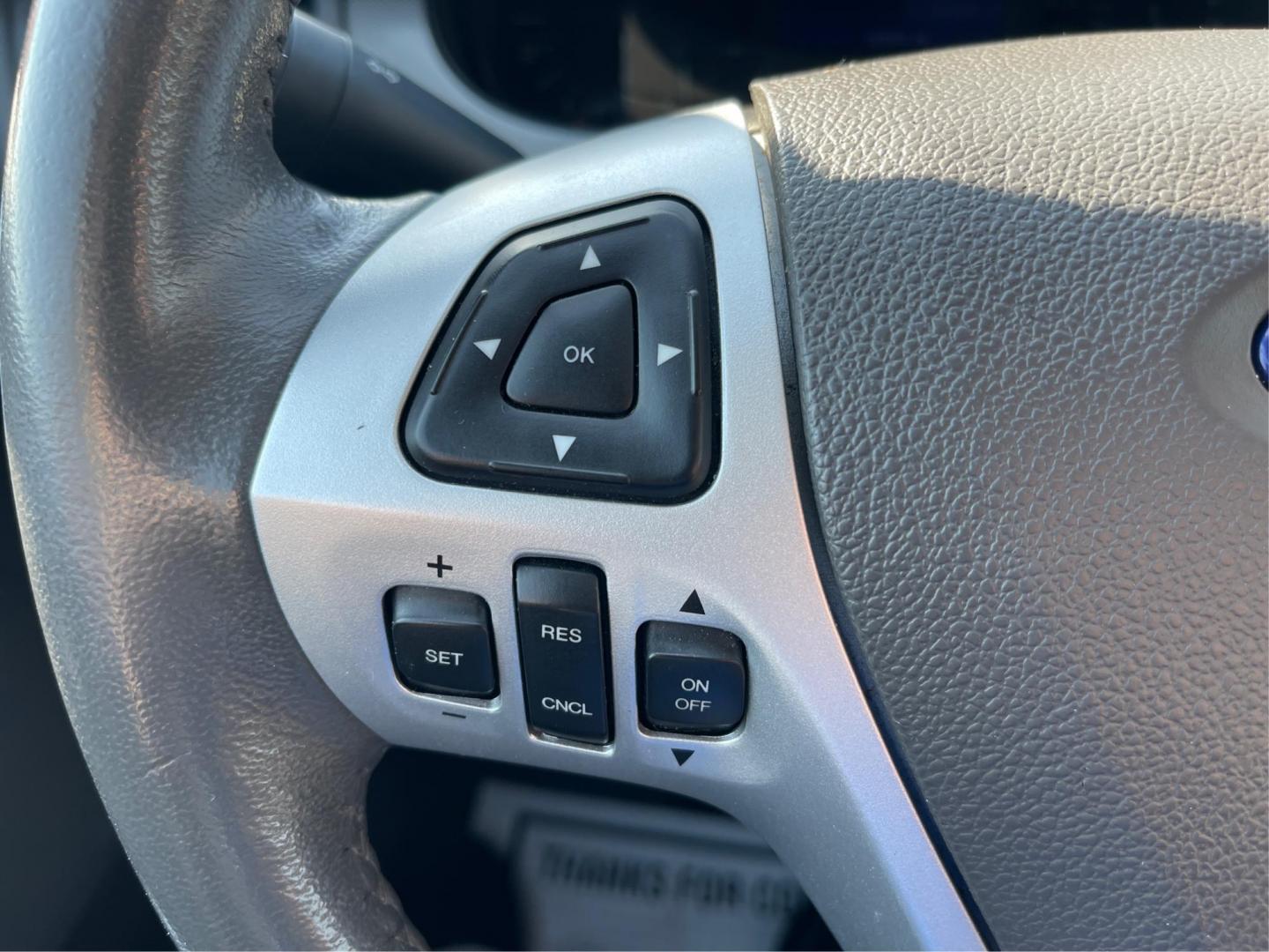 2013 Ford Edge SEL (2FMDK4JC8DB) with an 3.5L V-6 DOHC engine, located at 880 E. National Road, Vandalia, OH, 45377, (937) 908-9800, 39.891918, -84.183594 - Photo#14