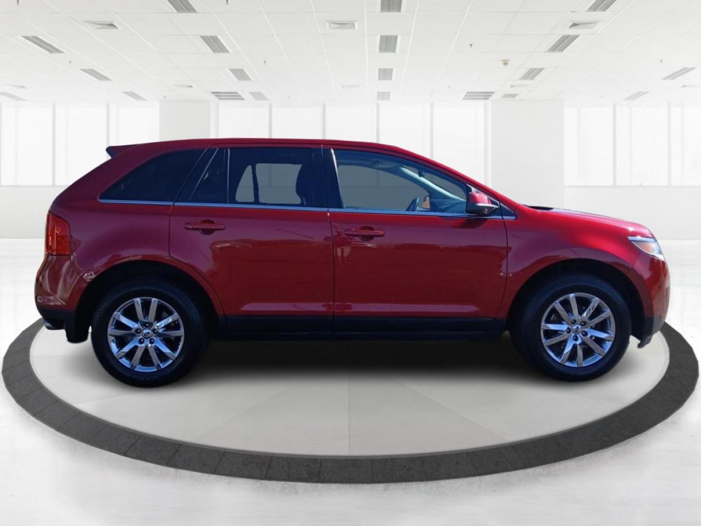 2013 Ford Edge Limited AWD (2FMDK4KC4DB) with an 3.5L V6 DOHC 24V engine, 6-Speed Automatic transmission, located at 1230 East Main St, Xenia, OH, 45385, (937) 908-9800, 39.688026, -83.910172 - Photo#1