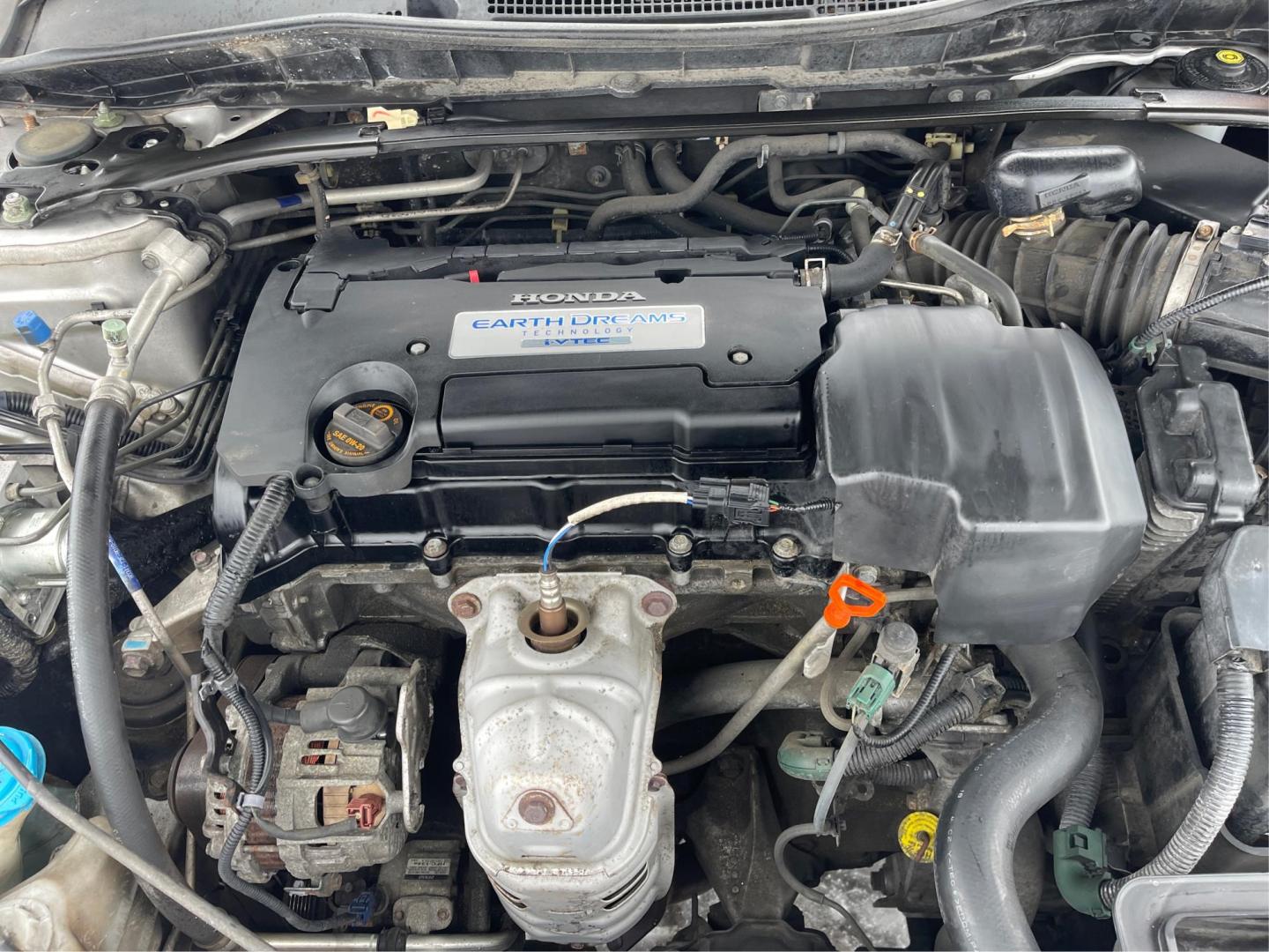 2013 Honda Accord EX Sedan CVT (1HGCR2F72DA) with an 2.4L L4 DOHC 16V engine, Continuously Variable Transmission transmission, located at 401 Woodman Dr, Riverside, OH, 45431, (937) 908-9800, 39.760899, -84.123421 - Photo#10