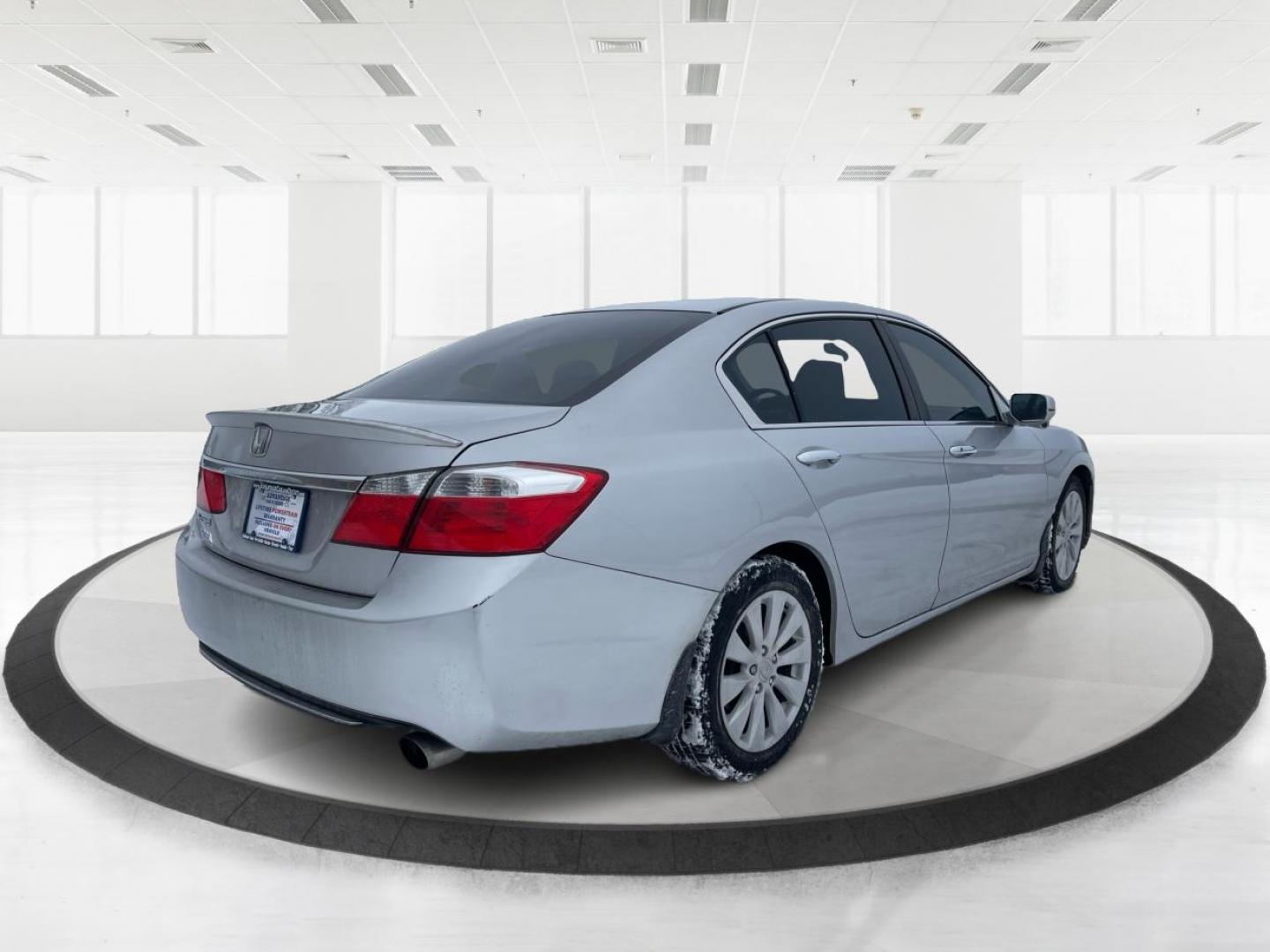 2013 Honda Accord EX Sedan CVT (1HGCR2F72DA) with an 2.4L L4 DOHC 16V engine, Continuously Variable Transmission transmission, located at 401 Woodman Dr, Riverside, OH, 45431, (937) 908-9800, 39.760899, -84.123421 - Photo#2