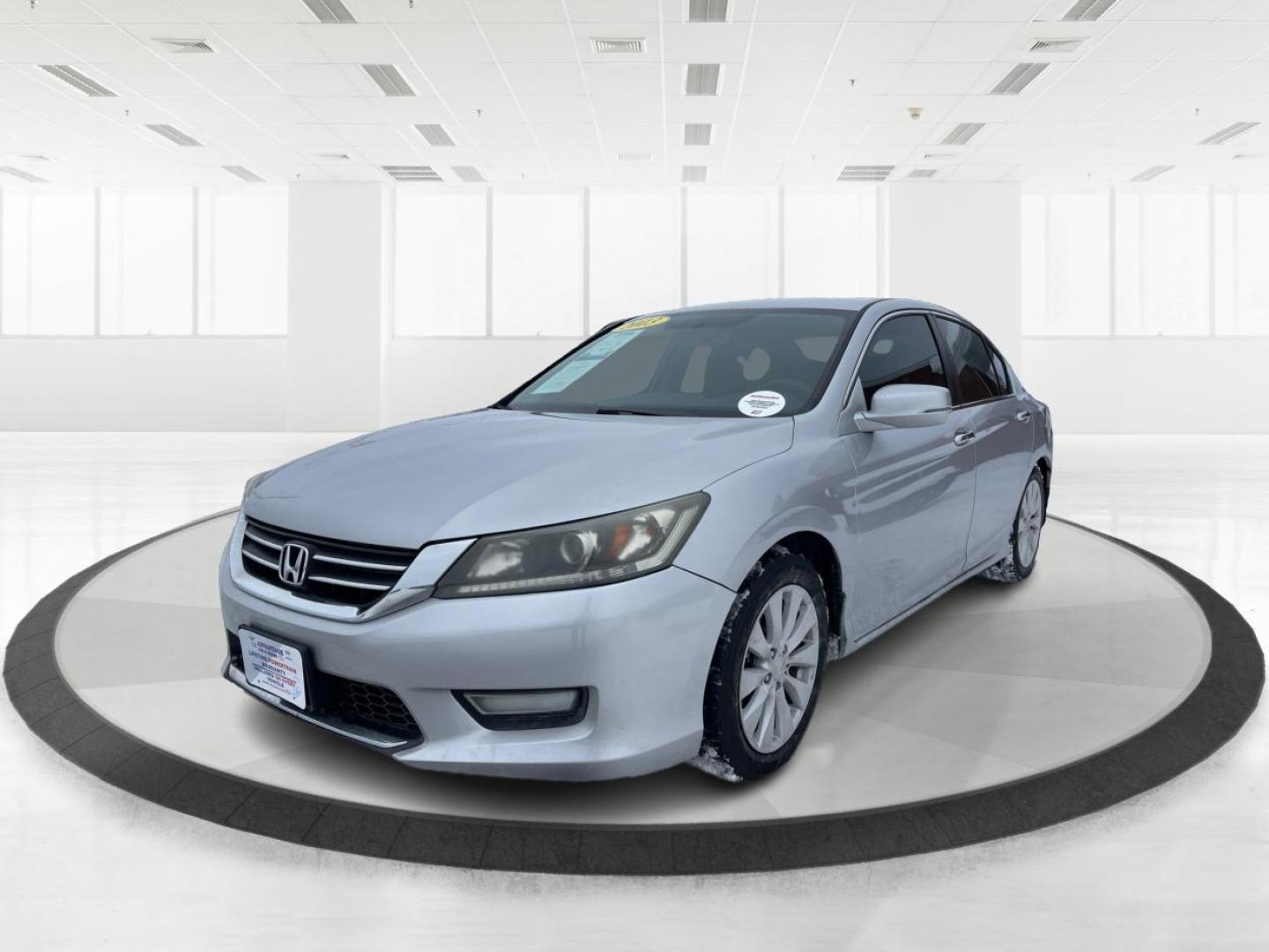 2013 Honda Accord EX Sedan CVT (1HGCR2F72DA) with an 2.4L L4 DOHC 16V engine, Continuously Variable Transmission transmission, located at 401 Woodman Dr, Riverside, OH, 45431, (937) 908-9800, 39.760899, -84.123421 - Photo#7